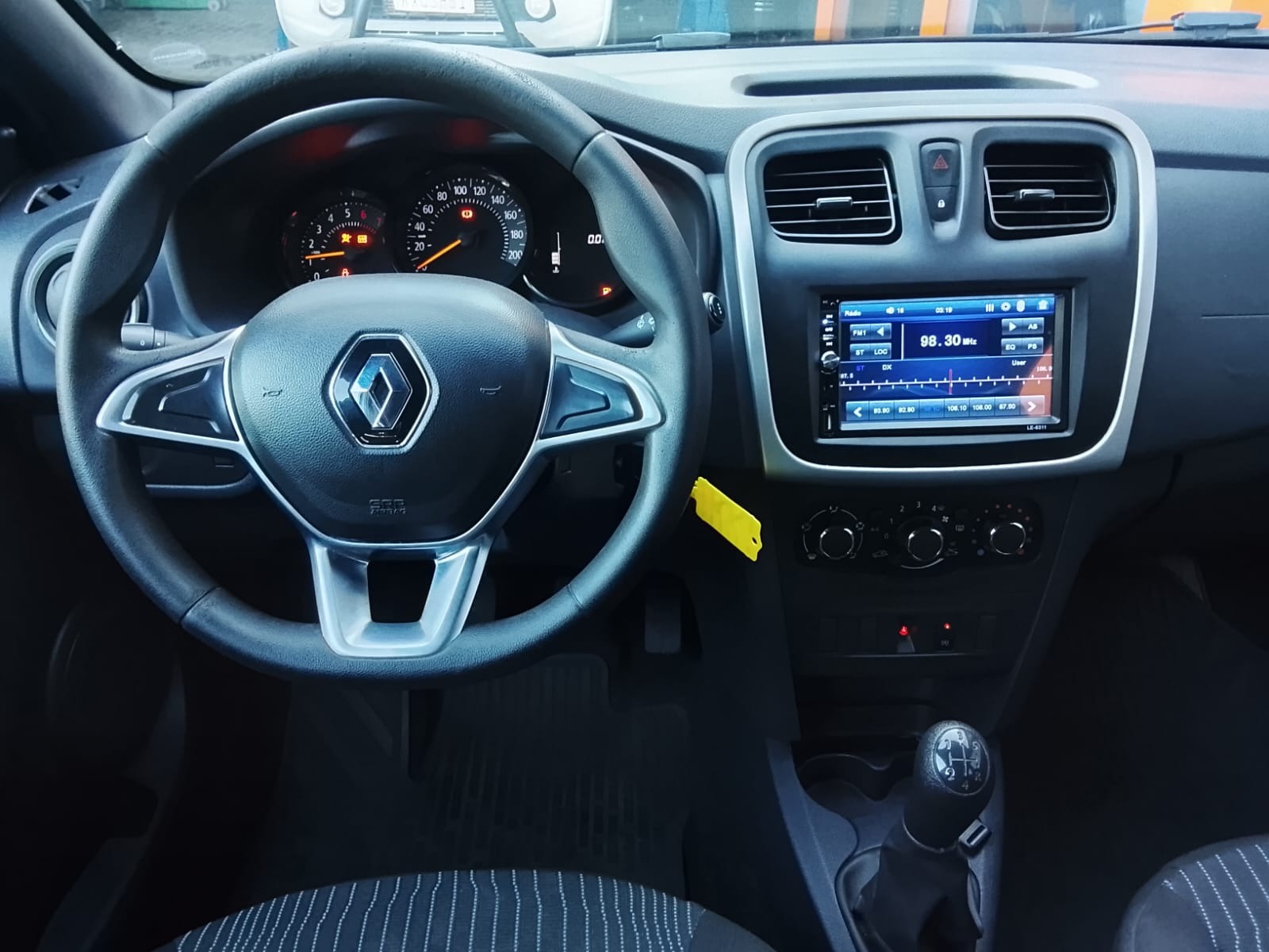 Renault Logan Life Flex 1.0 12V 4P Mec. - foto 5
