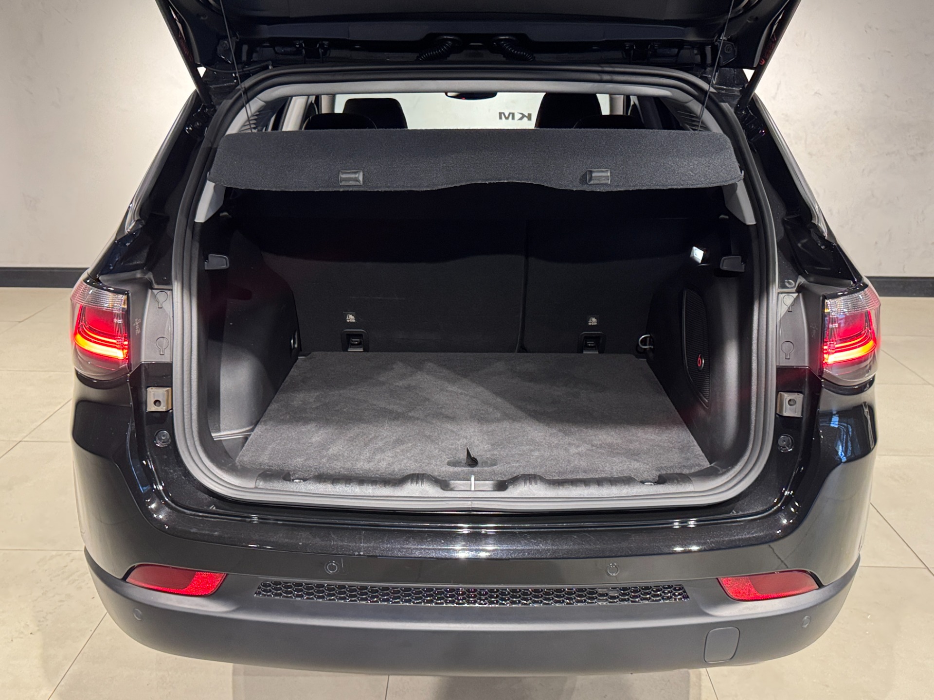 Jeep Compass Lon Nig. Eagle 1.3 4X2 Flex Aut. - foto 8
