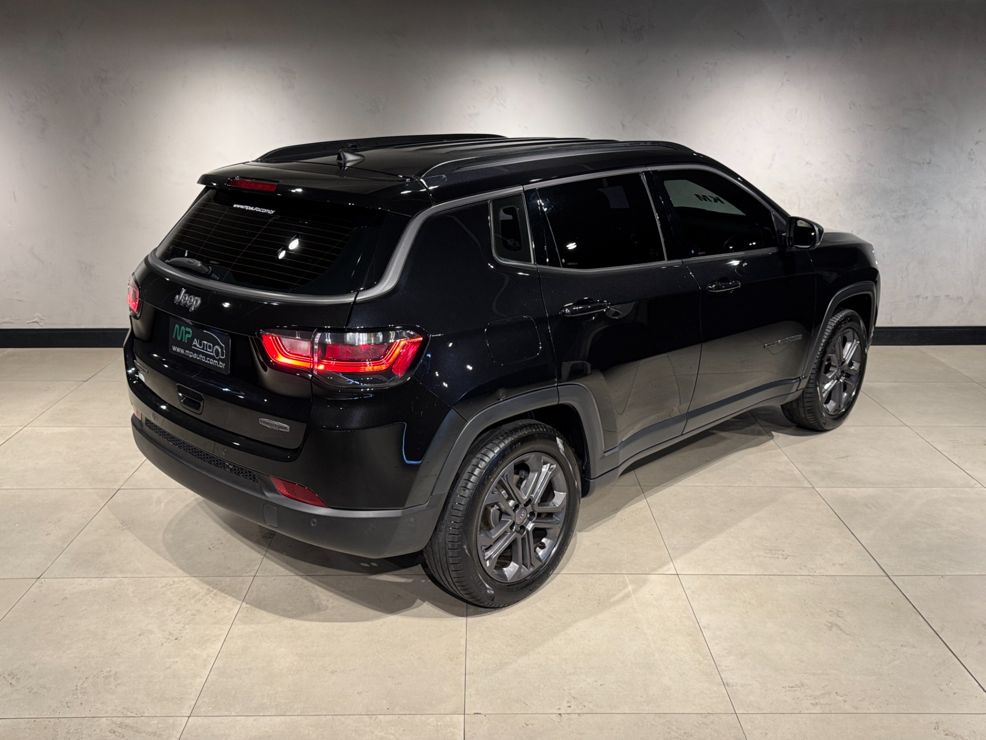 Jeep Compass Lon Nig. Eagle 1.3 4X2 Flex Aut. - foto 4