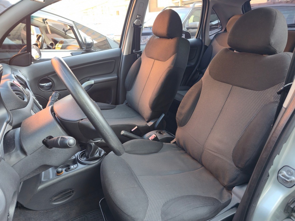 Citroën C3 Glx 1.4 Glx Sonora 1.4 Flex 8V 5P - foto 4