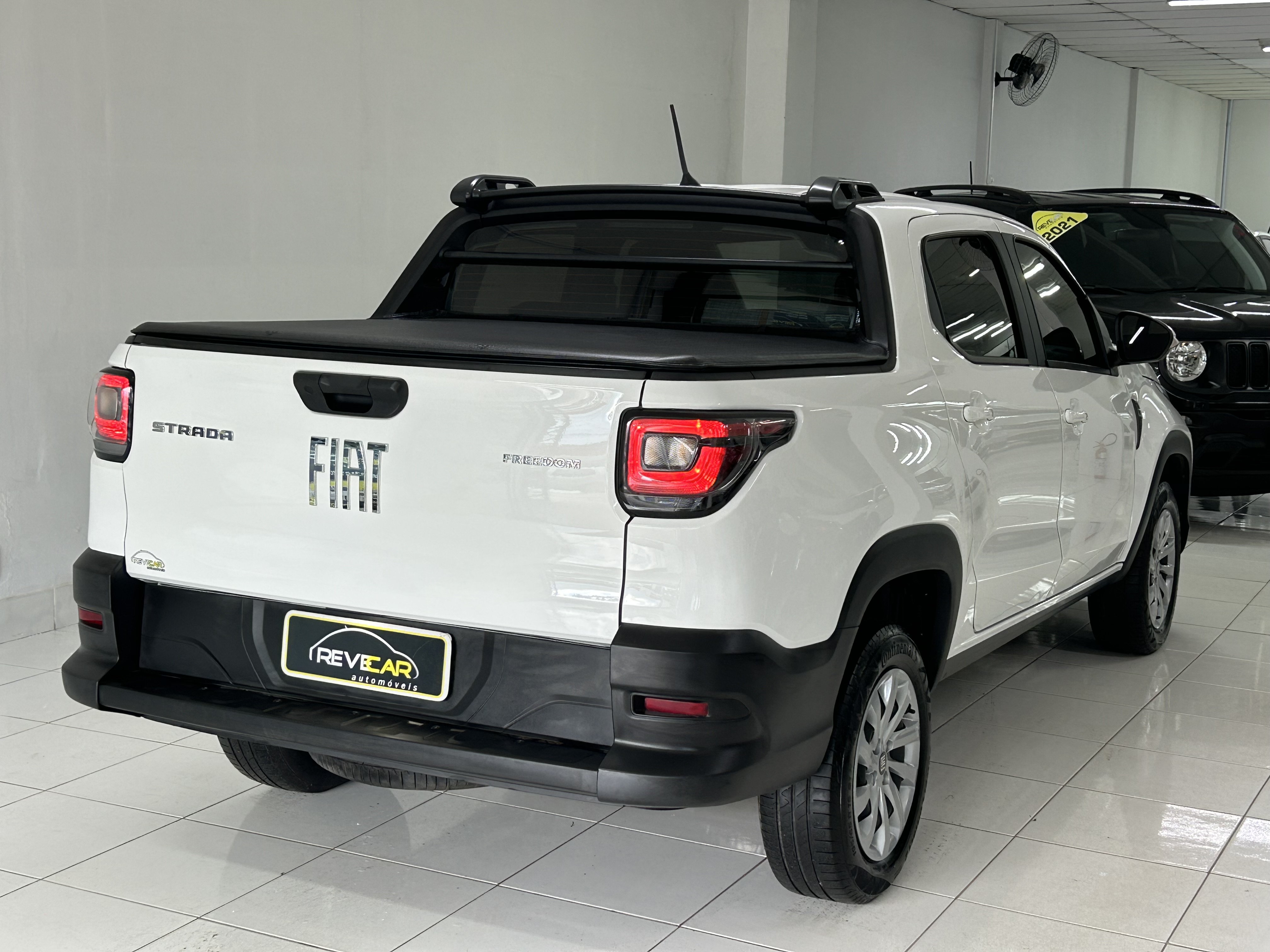 Fiat Strada Freedom 1.3 Flex 8V Cd - foto 6