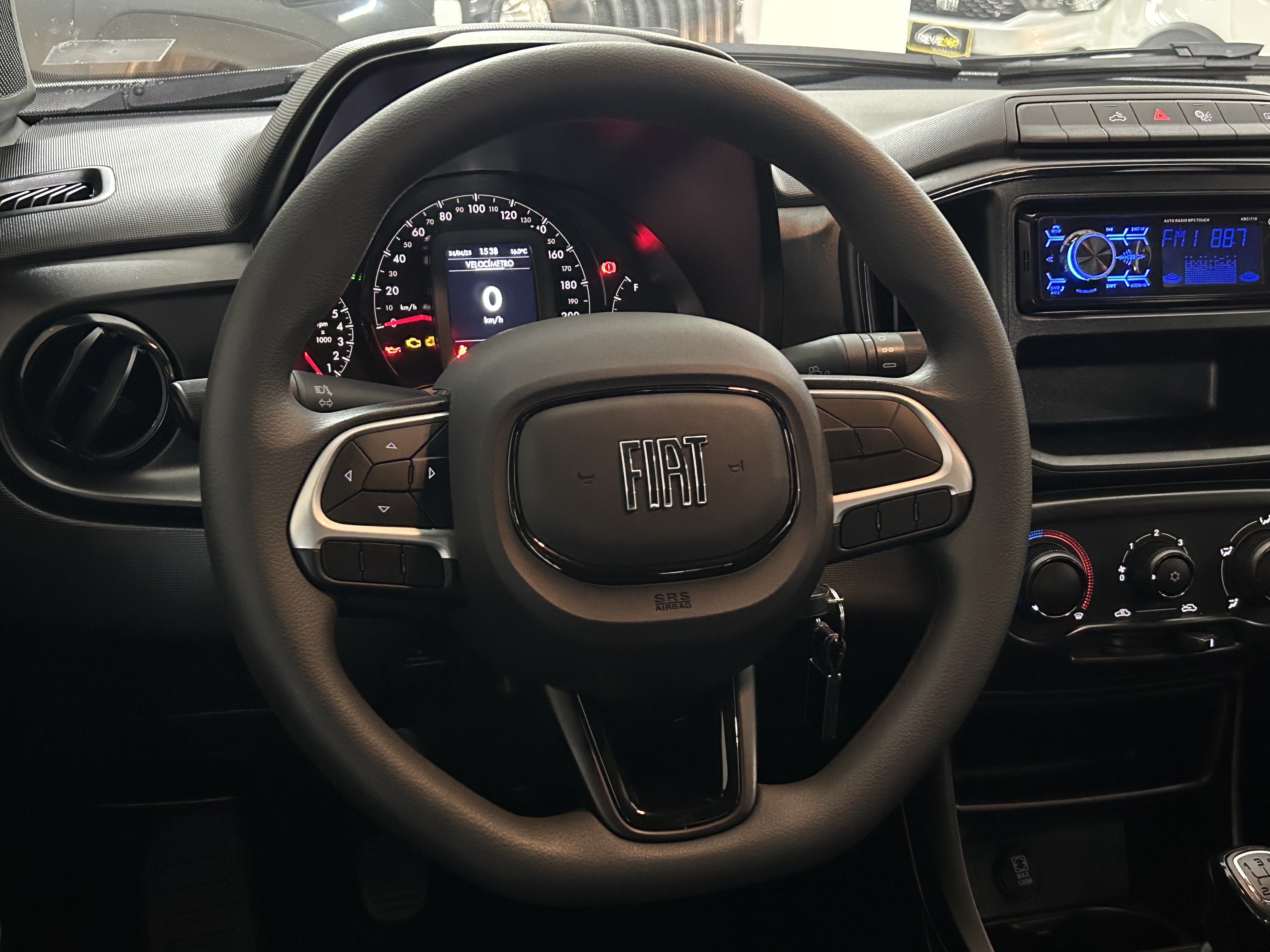 Fiat Strada Freedom 1.3 Flex 8V Cd - foto 11