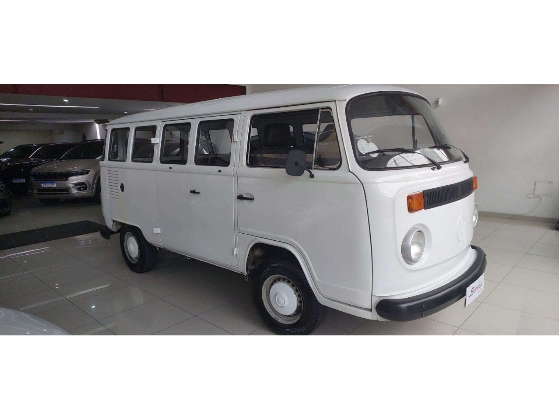 Volkswagen KOMBI 1.6 Std 8V Gasolina 3P Manual - foto 3