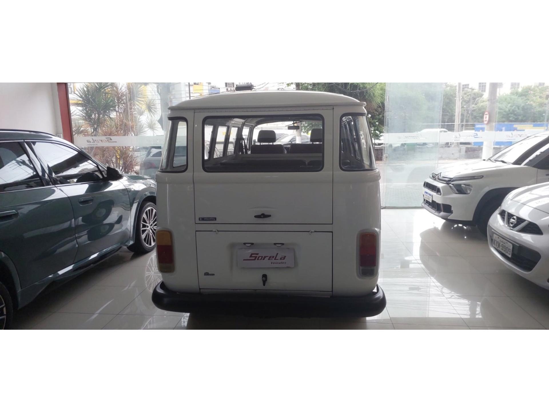 Volkswagen KOMBI 1.6 Std 8V Gasolina 3P Manual - foto 4