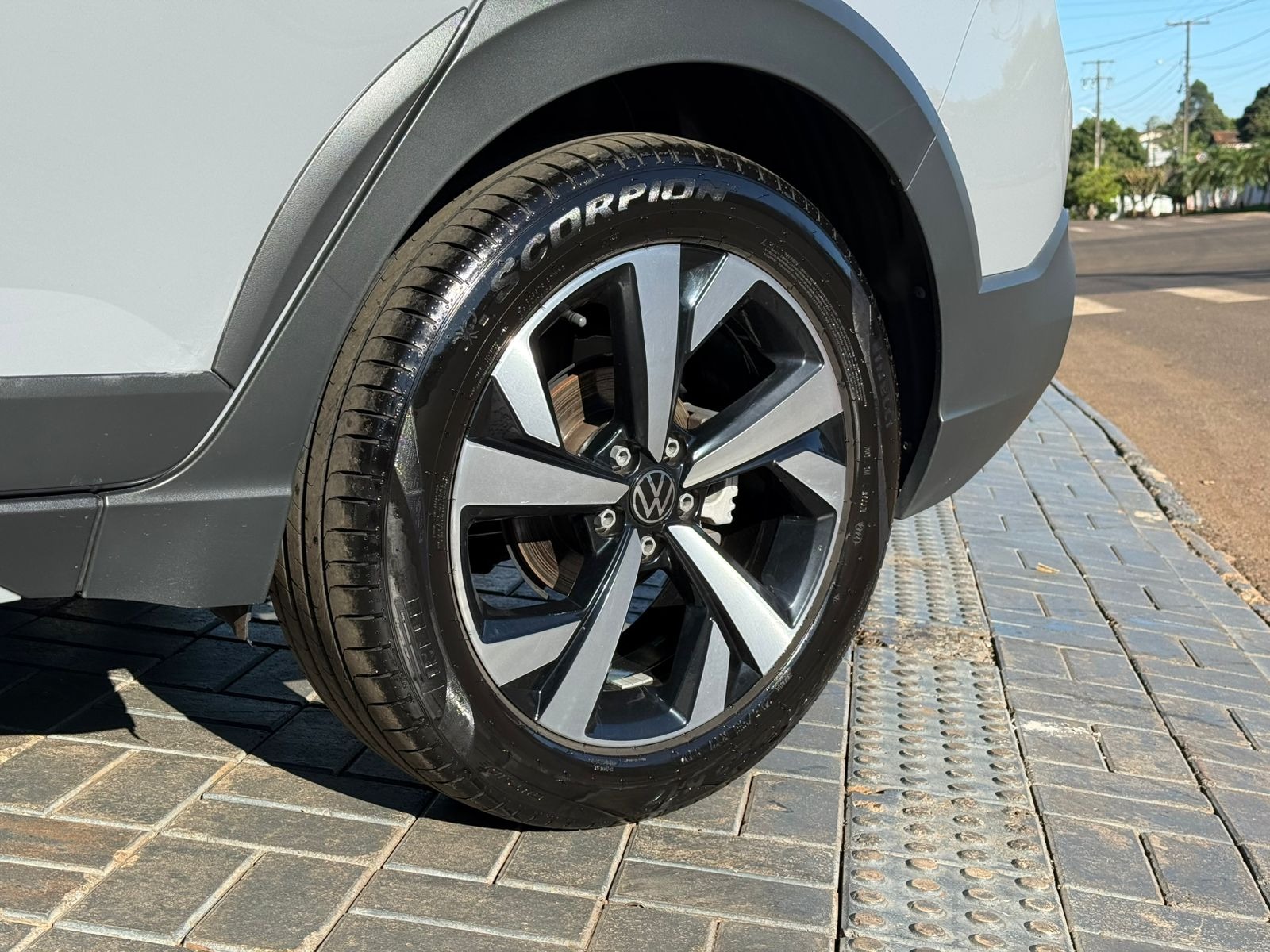Volkswagen Nivus Highline 1.0 200 TSI Flex Aut. - foto 10