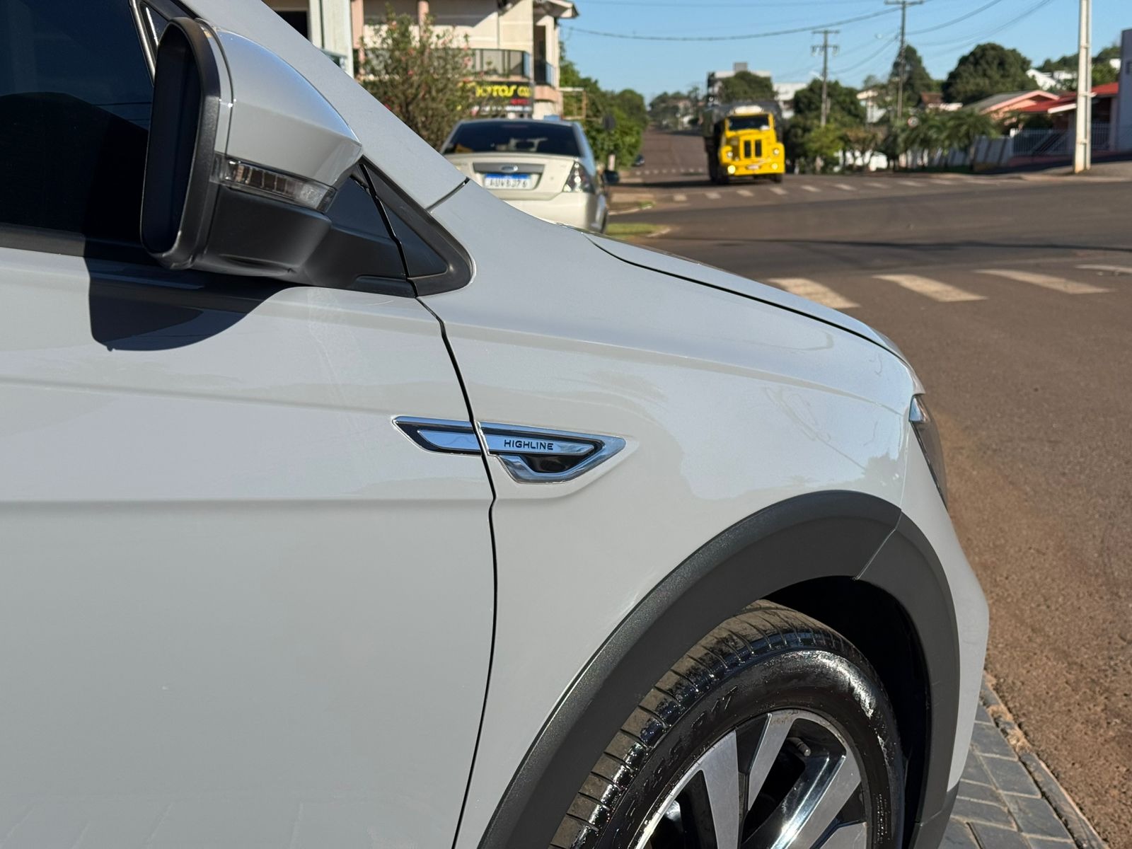 Volkswagen Nivus Highline 1.0 200 TSI Flex Aut. - foto 9