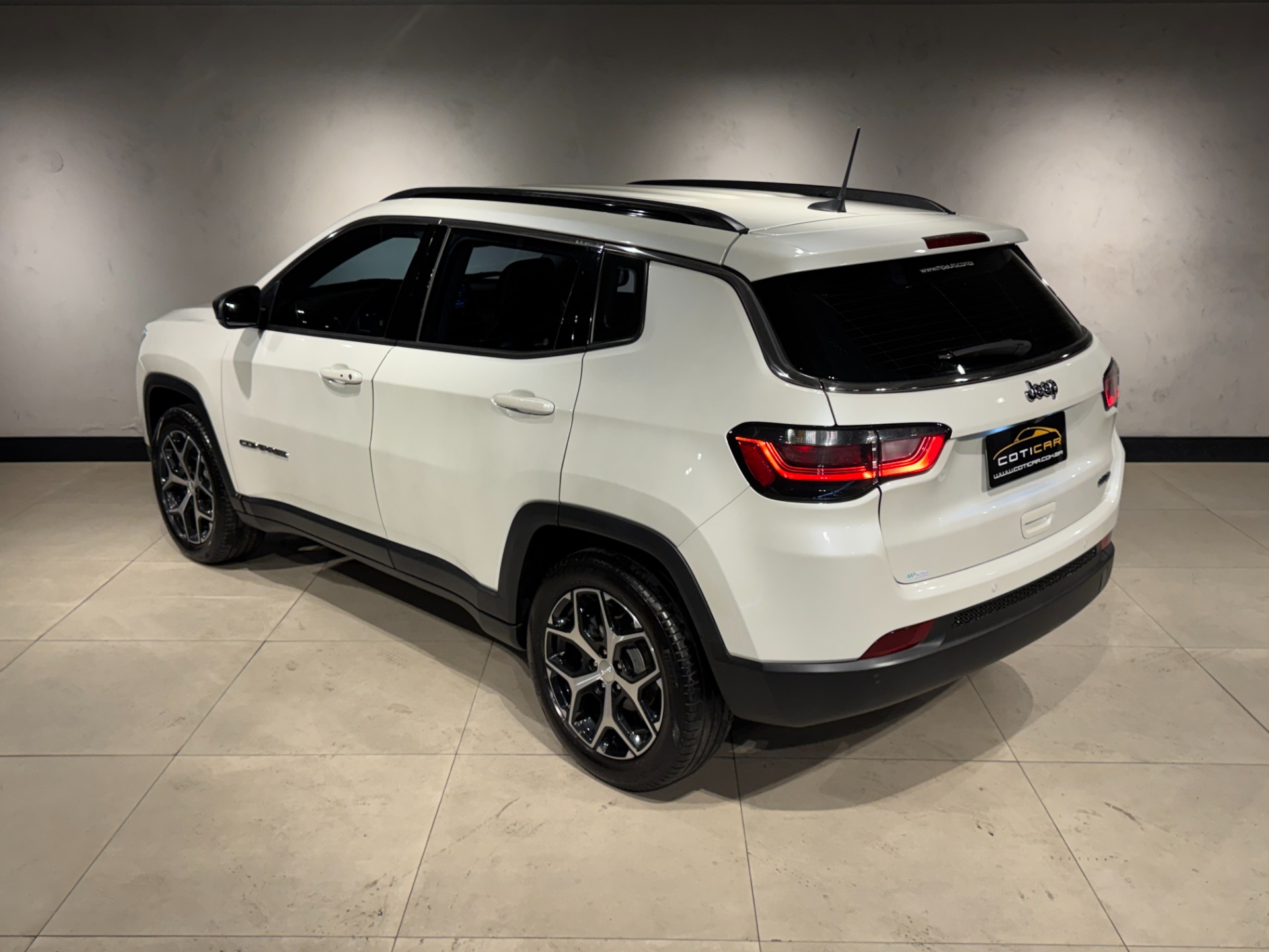 Jeep Compass Long. T270 1.3 Tb 4X2 Flex Aut. - foto 6