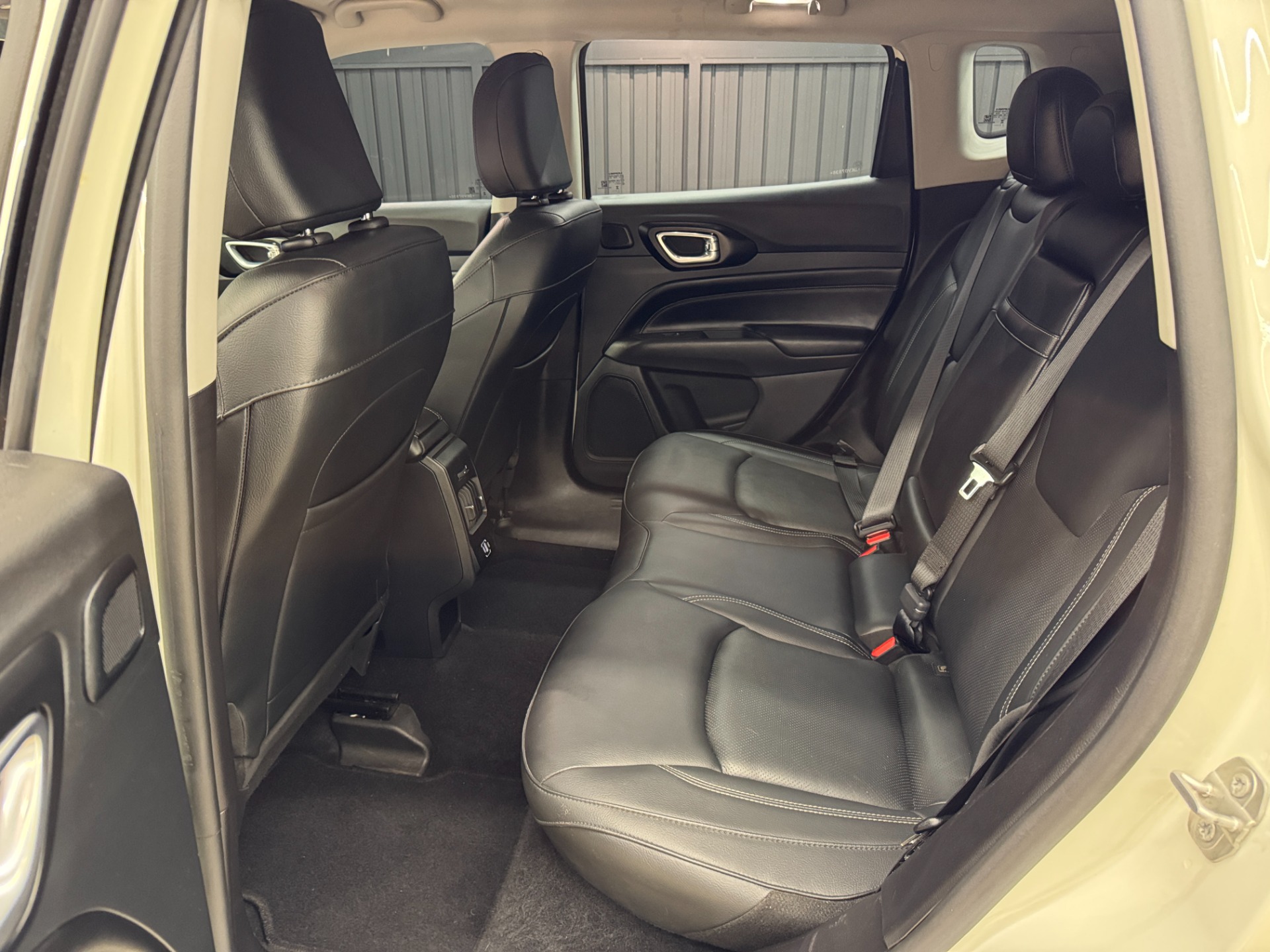 Jeep Compass Long. T270 1.3 Tb 4X2 Flex Aut. - foto 18