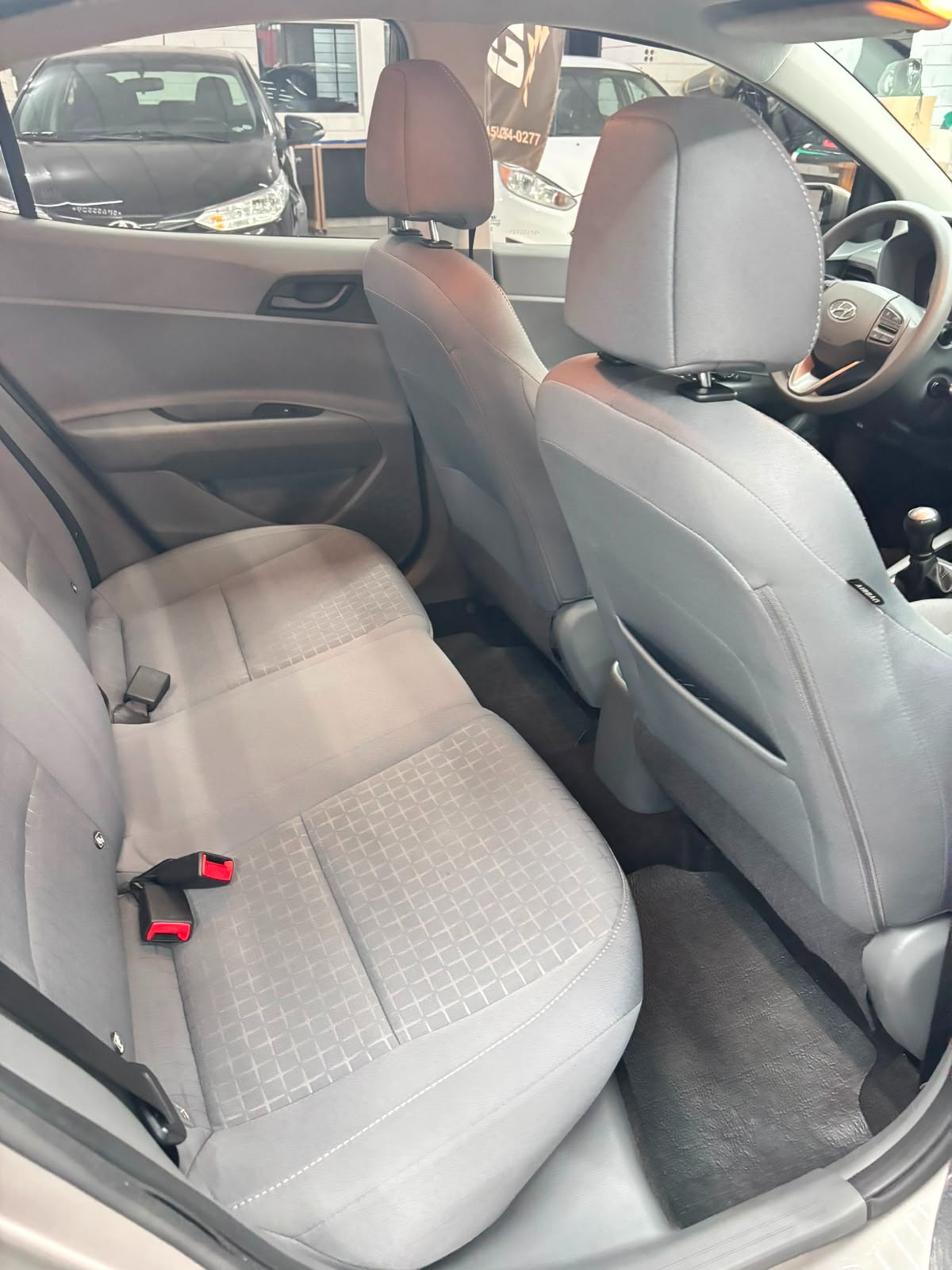 Hyundai HB20S Comfort Plus 1.0 Flex 12V Mec. - foto 13