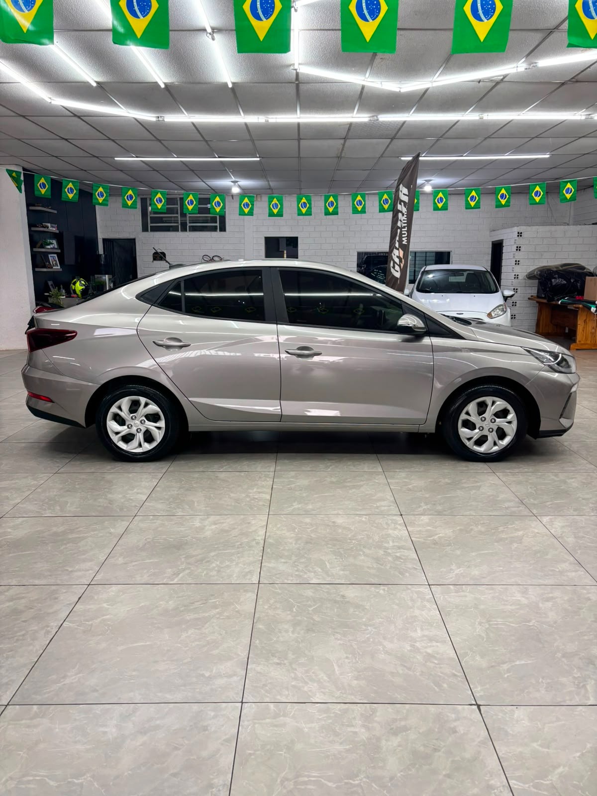 Hyundai HB20S Comfort Plus 1.0 Flex 12V Mec. - foto 7