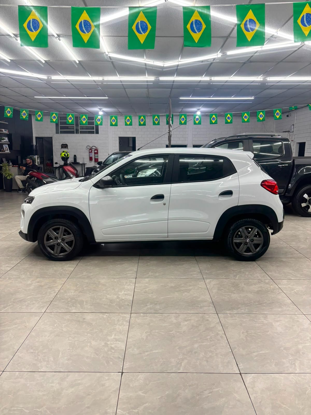 Renault Kwid Zen 1.0 Flex 12V 5P Mec. - foto 8