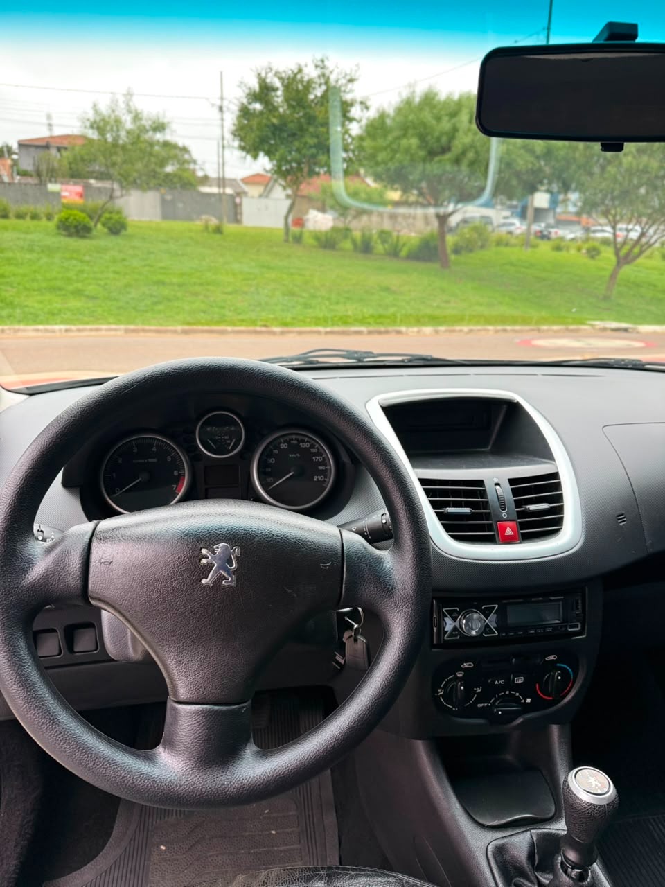 Peugeot 207 Xr 1.4 Flex 8V 3P - foto 12