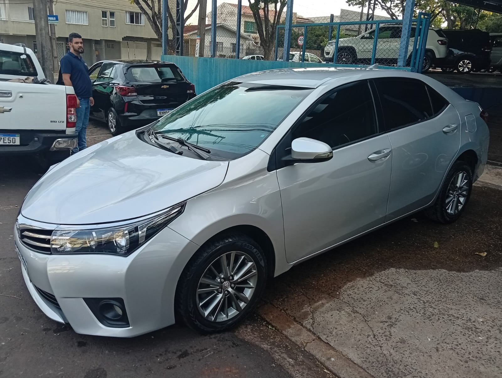 Toyota Corolla XEi 2.0 Flex 16V Aut. - foto 2