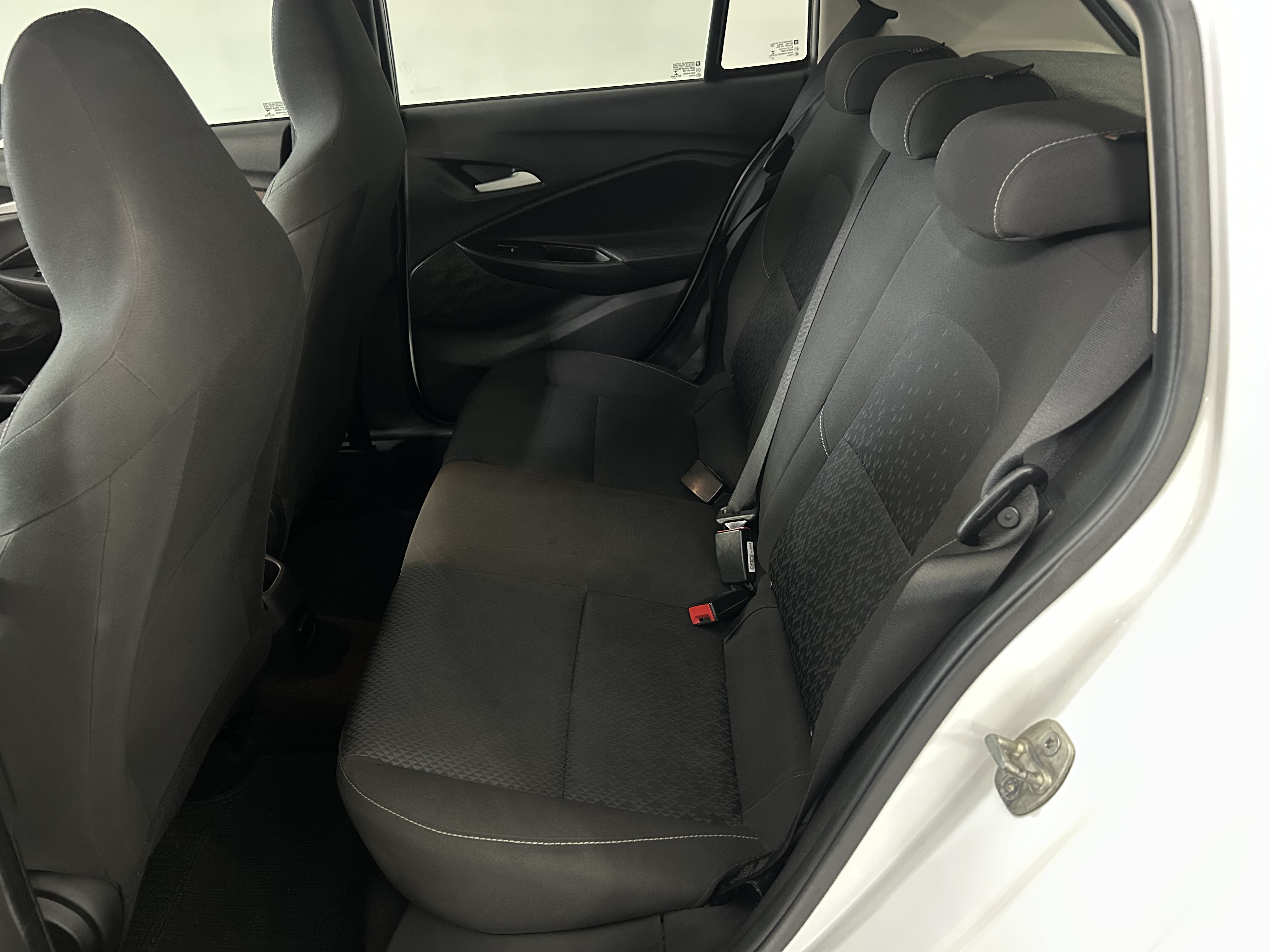 Chevrolet Onix Hatch LT 1.0 12V Flex 5P Mec. - foto 9