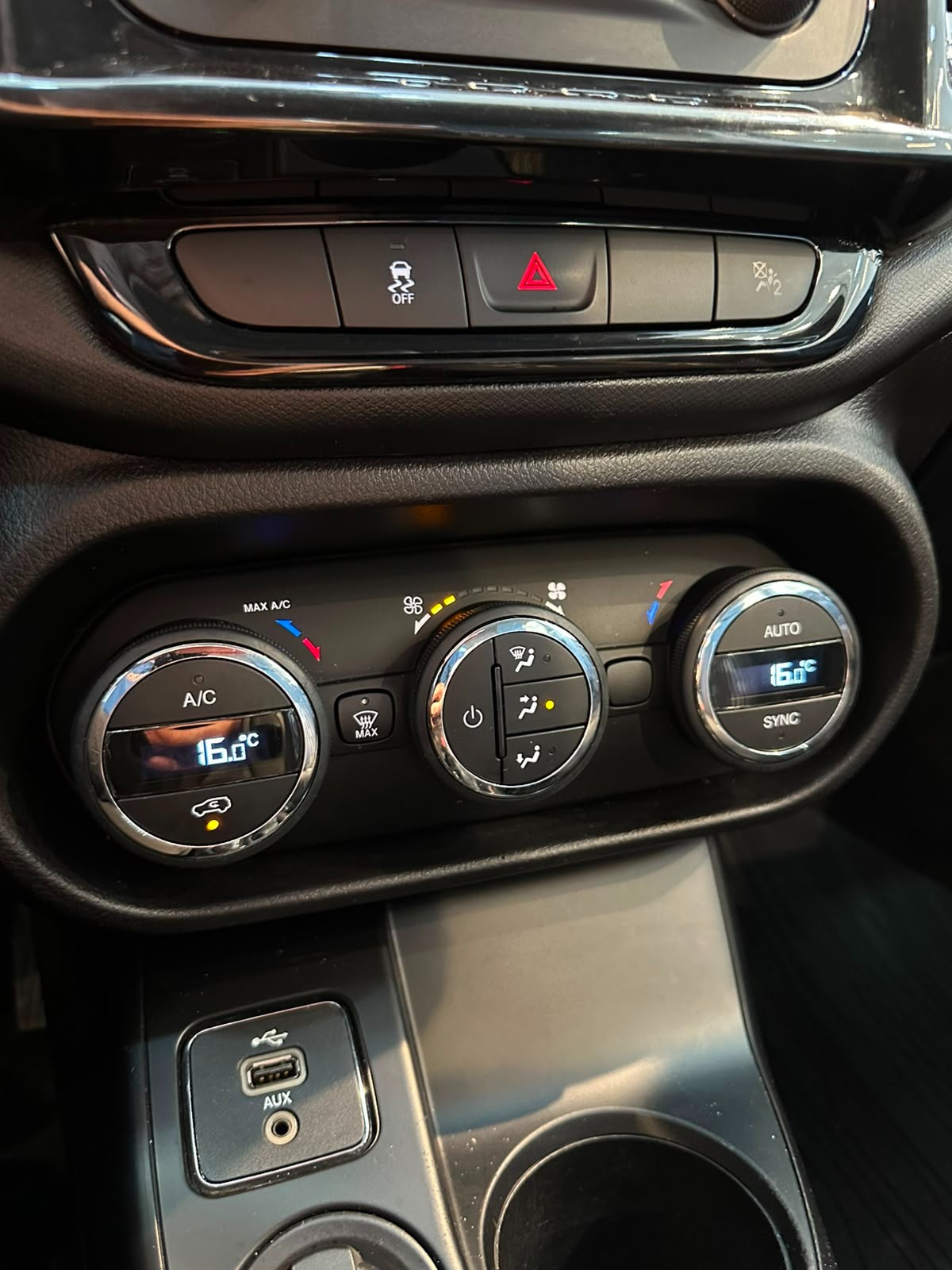 Fiat Toro Freedom 1.8 16V Flex Aut. - foto 6