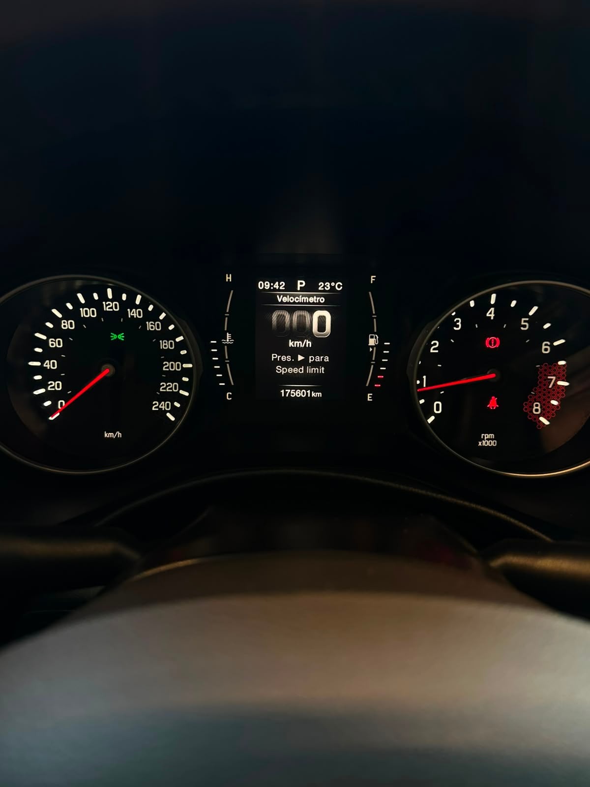 Fiat Toro Freedom 1.8 16V Flex Aut. - foto 5