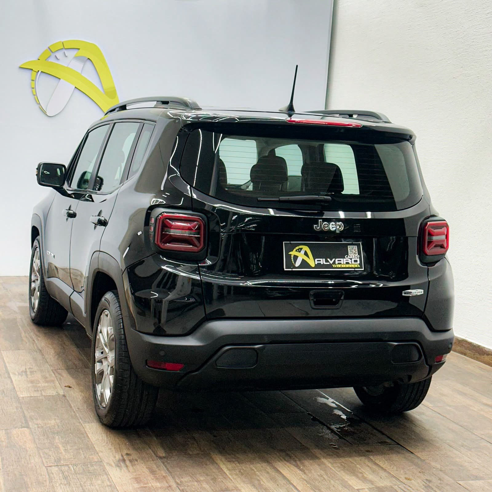 Jeep Renegade Long. T270 1.3 Tb 4X2 Flex Aut. - foto 6
