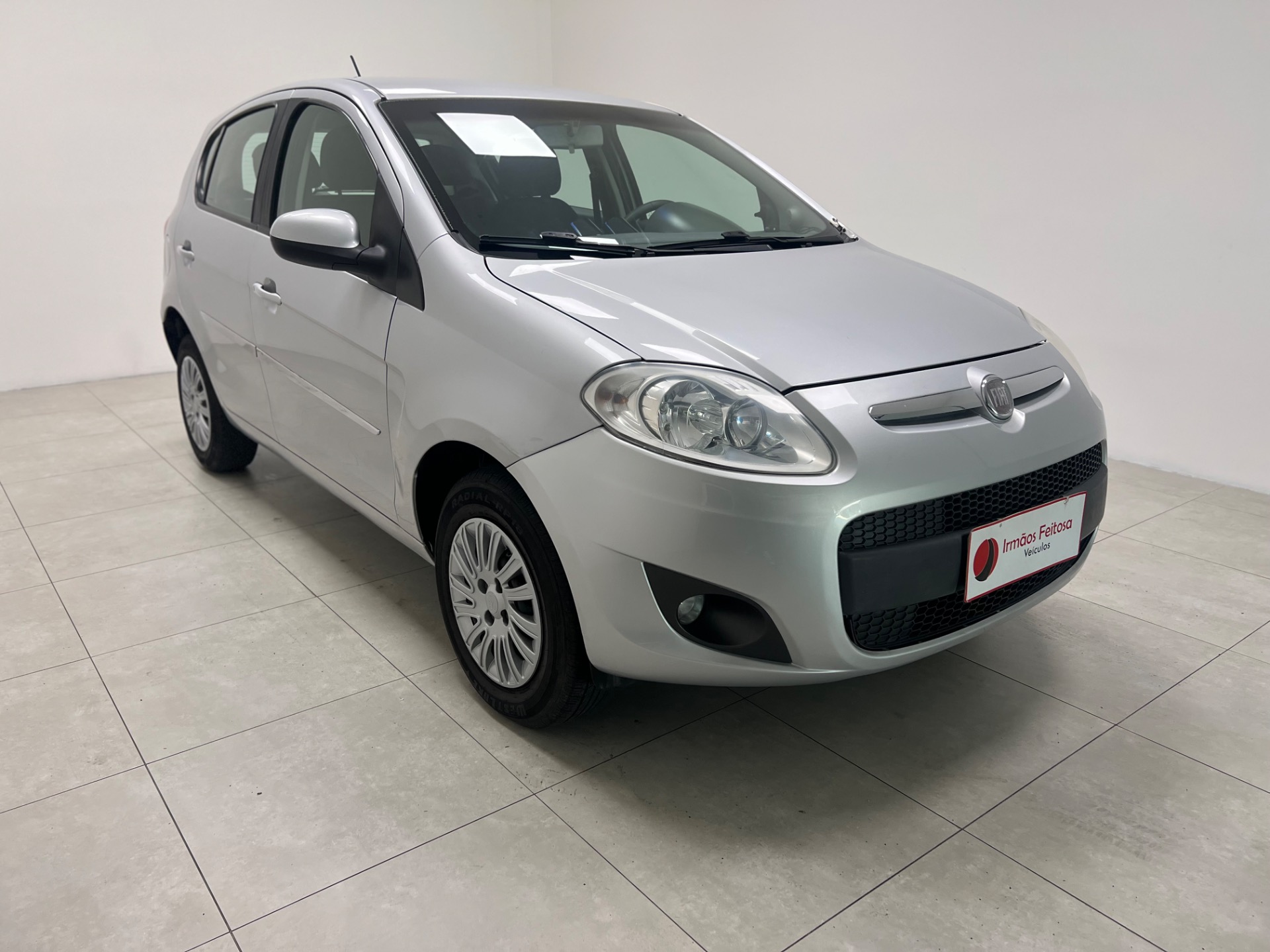 Fiat Palio Attractive 1.0 Evo Fire Flex 8V 5P - foto 2