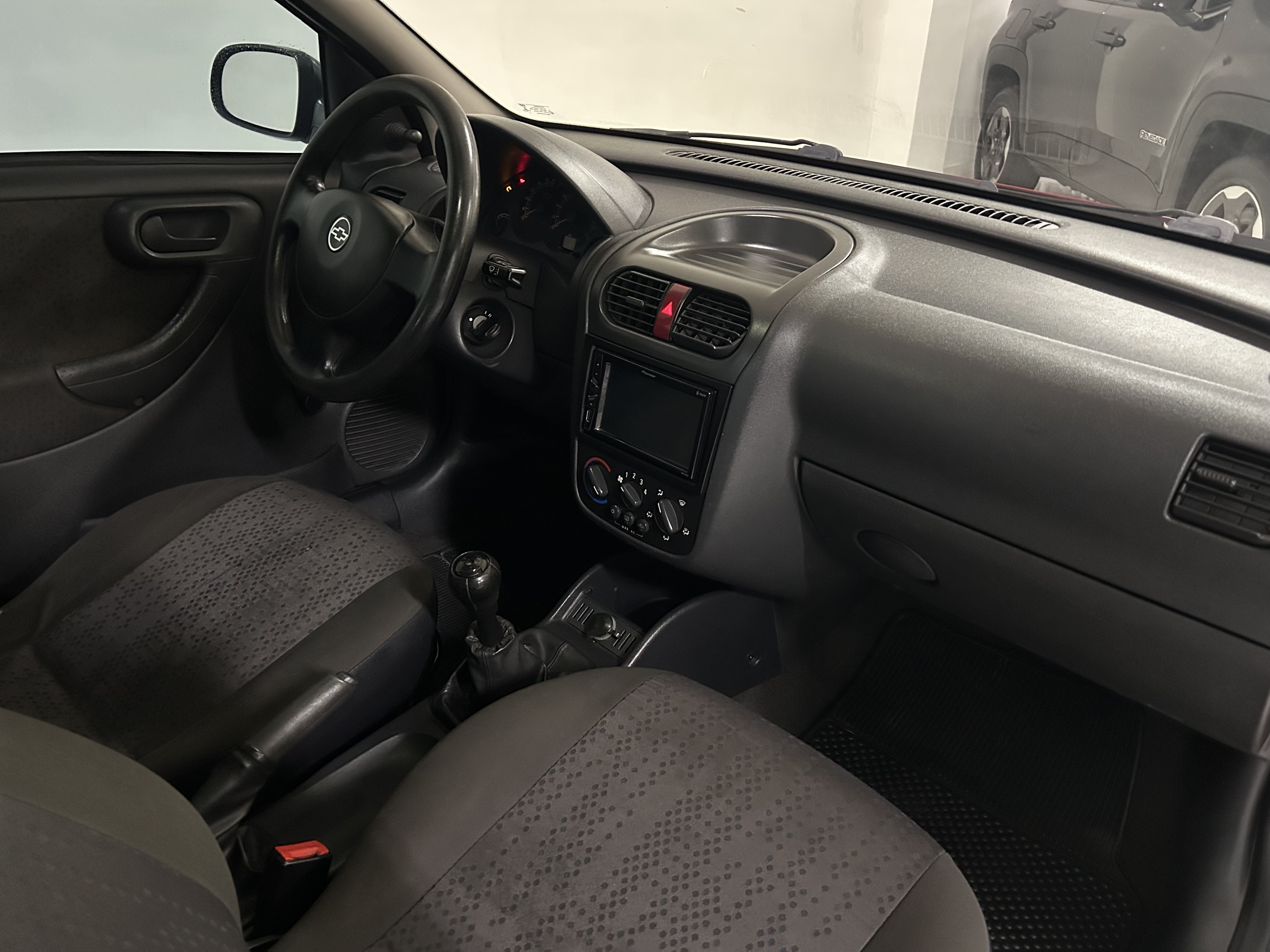 Chevrolet Corsa Hat. Joy 1.0 1.0 Flexpower 8V 5P - foto 8