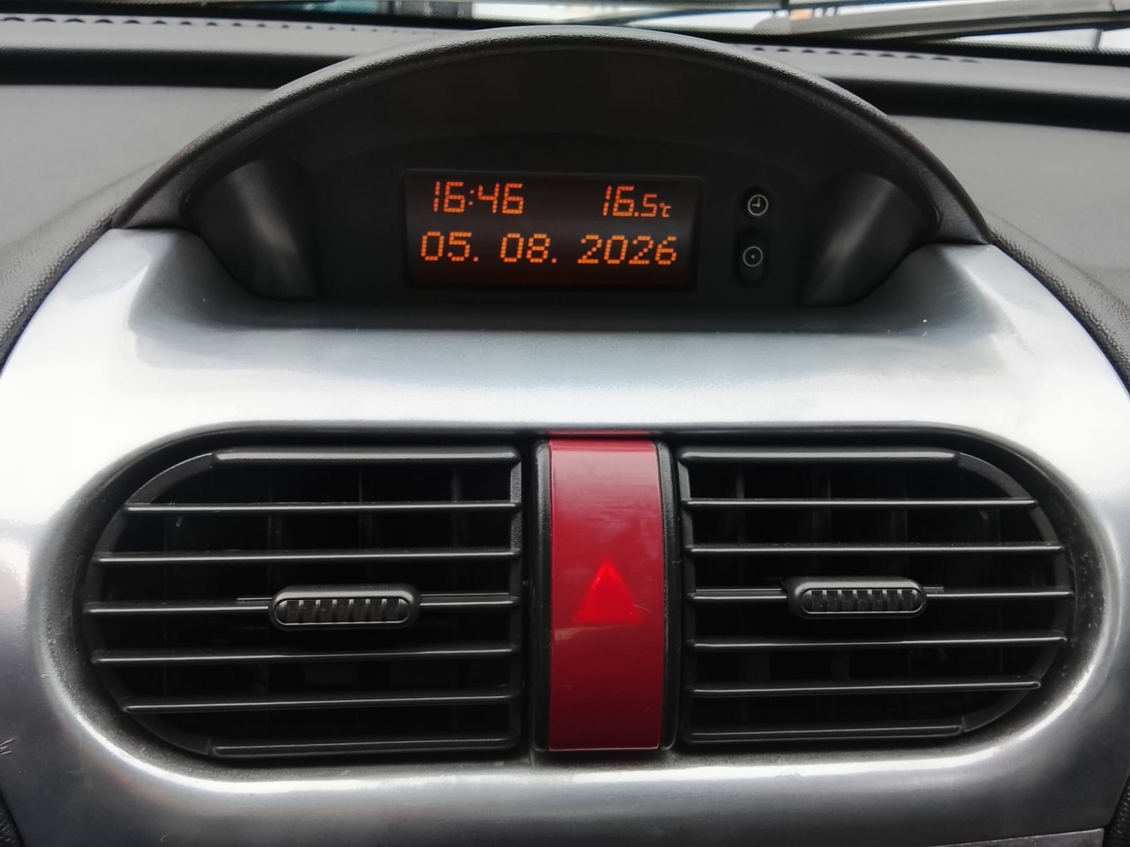 Chevrolet Corsa Hat. Premium 1.4 8V Econoflex 5P - foto 11