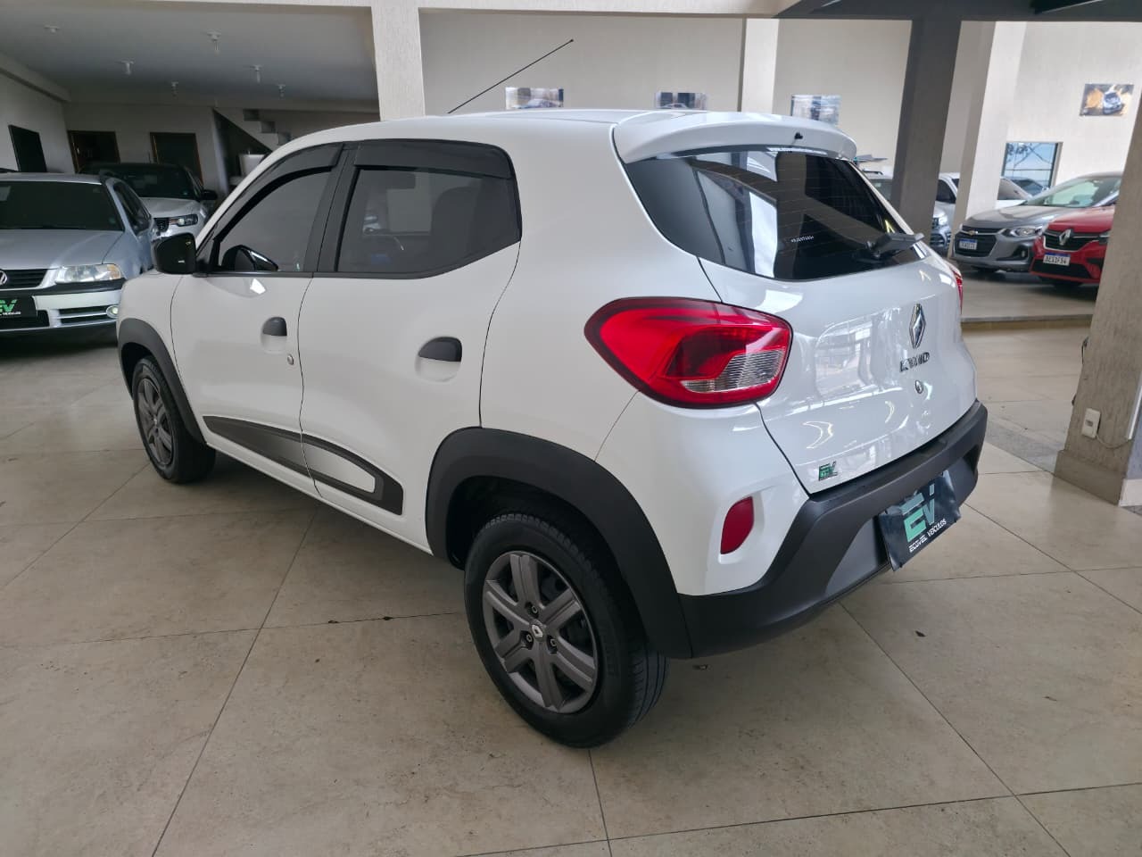 Renault Kwid Zen 1.0 Flex 12V 5P Mec. - foto 4