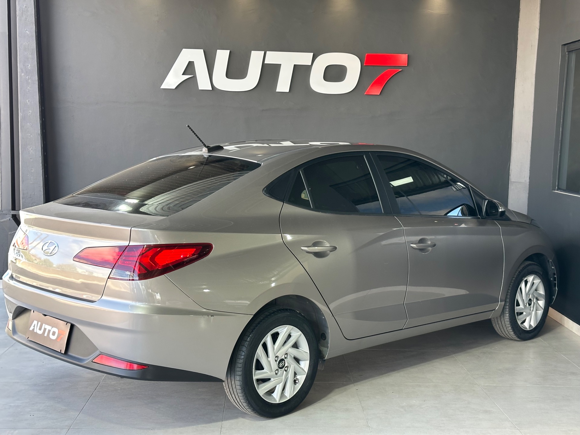 Hyundai HB20S Evolution 1.0 Flex 12V Mec. - foto 9