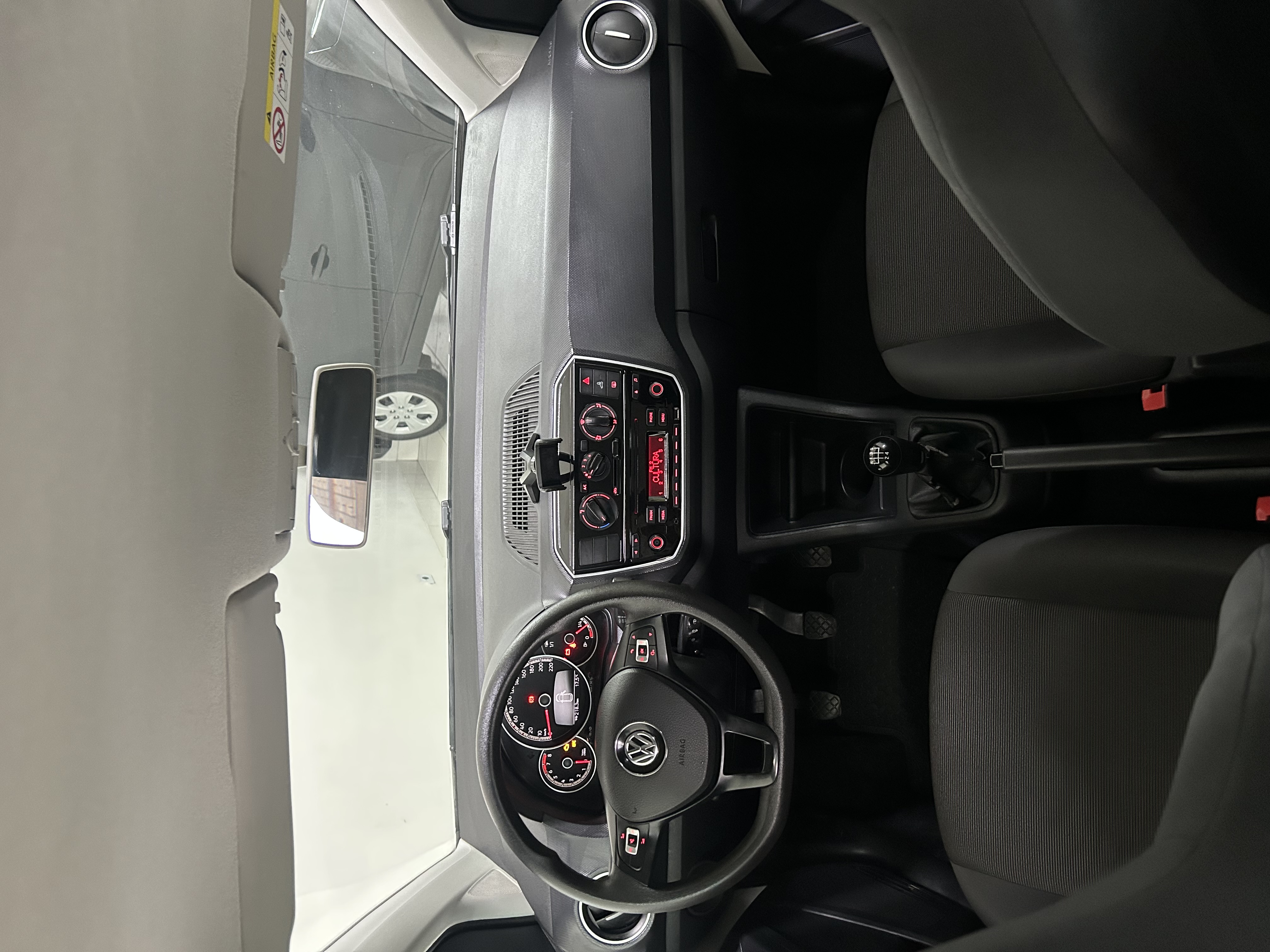 Volkswagen Up! 1.0 Total Flex 12V 5P - foto 9