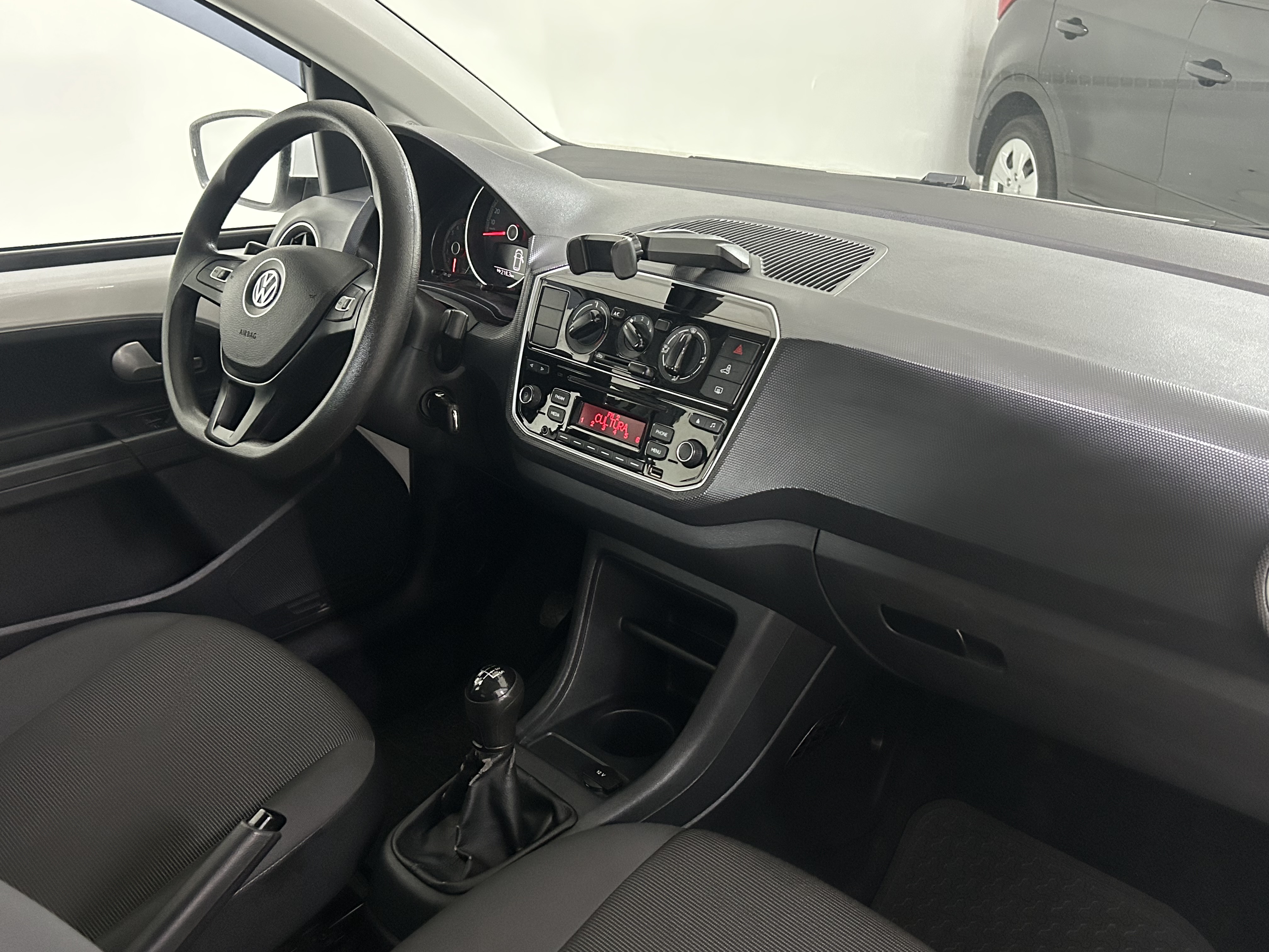 Volkswagen Up! 1.0 Total Flex 12V 5P - foto 14