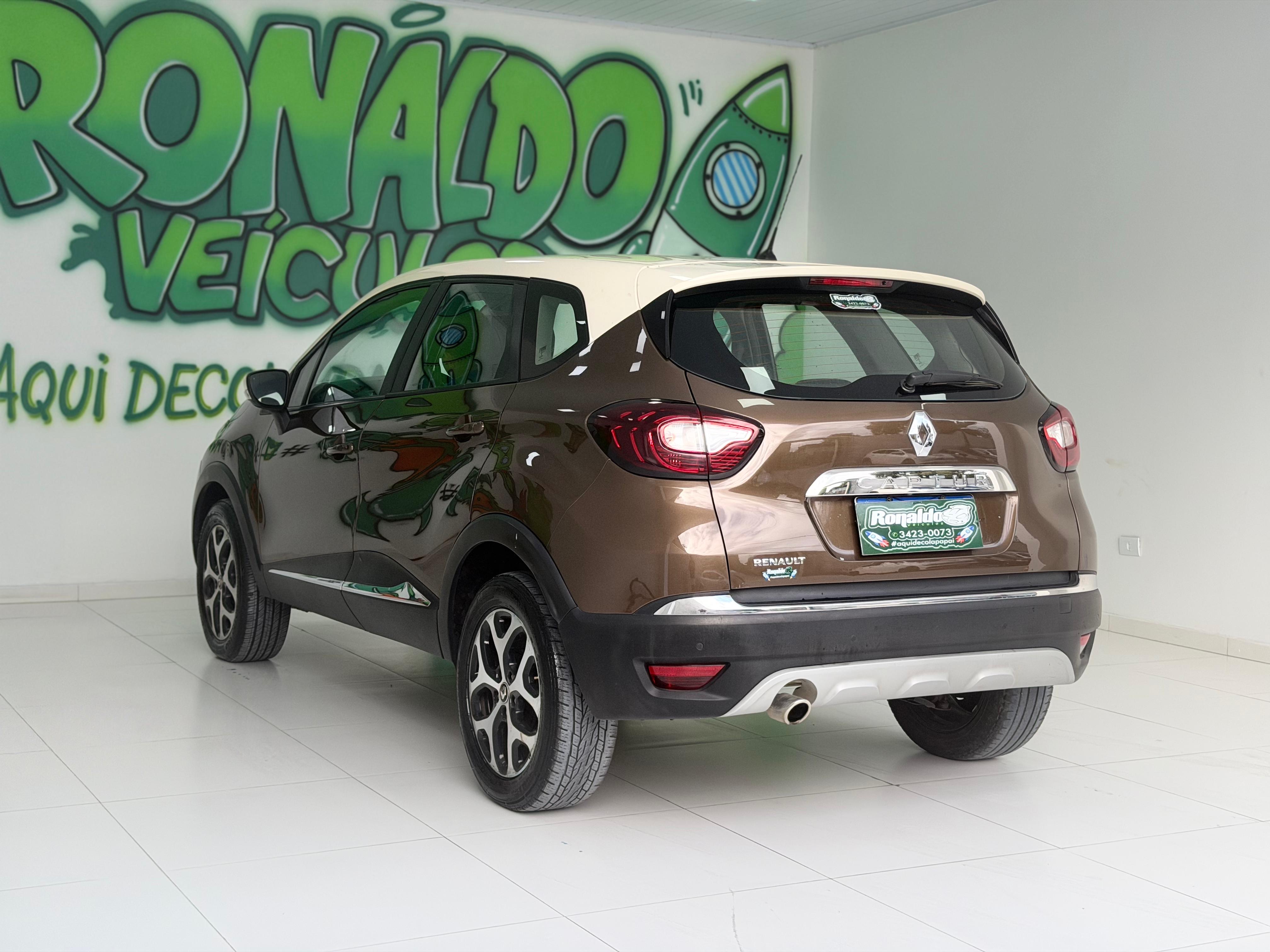Renault Captur Intense 2.0 16V Flex 5P Aut. - foto 8