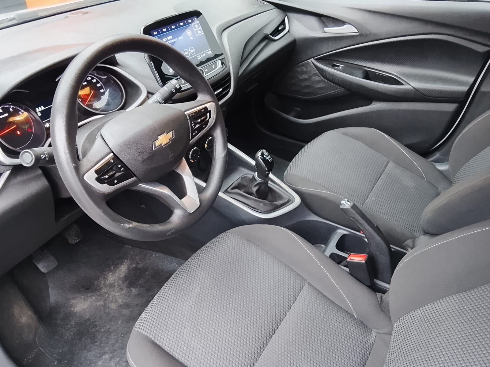 Chevrolet Onix Hatch LT 1.0 12V Flex 5P Mec. - foto 7