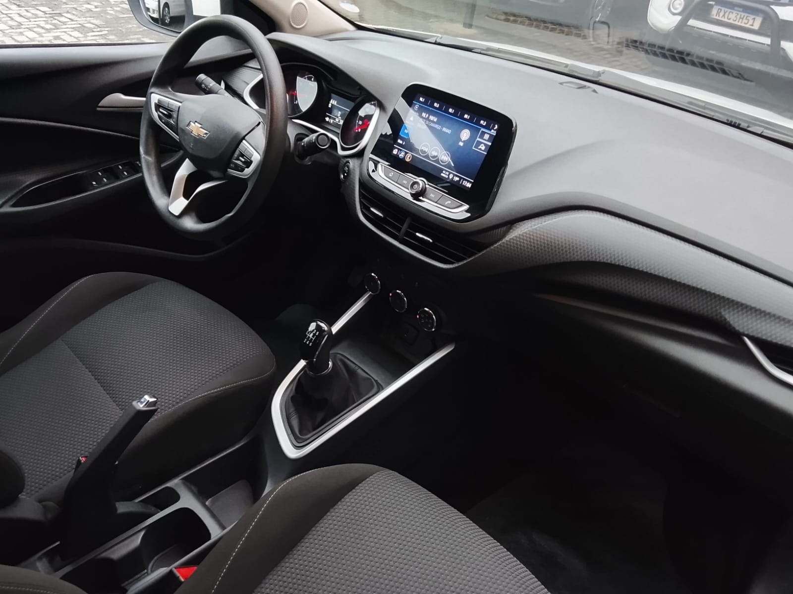 Chevrolet Onix Hatch LT 1.0 12V Flex 5P Mec. - foto 8