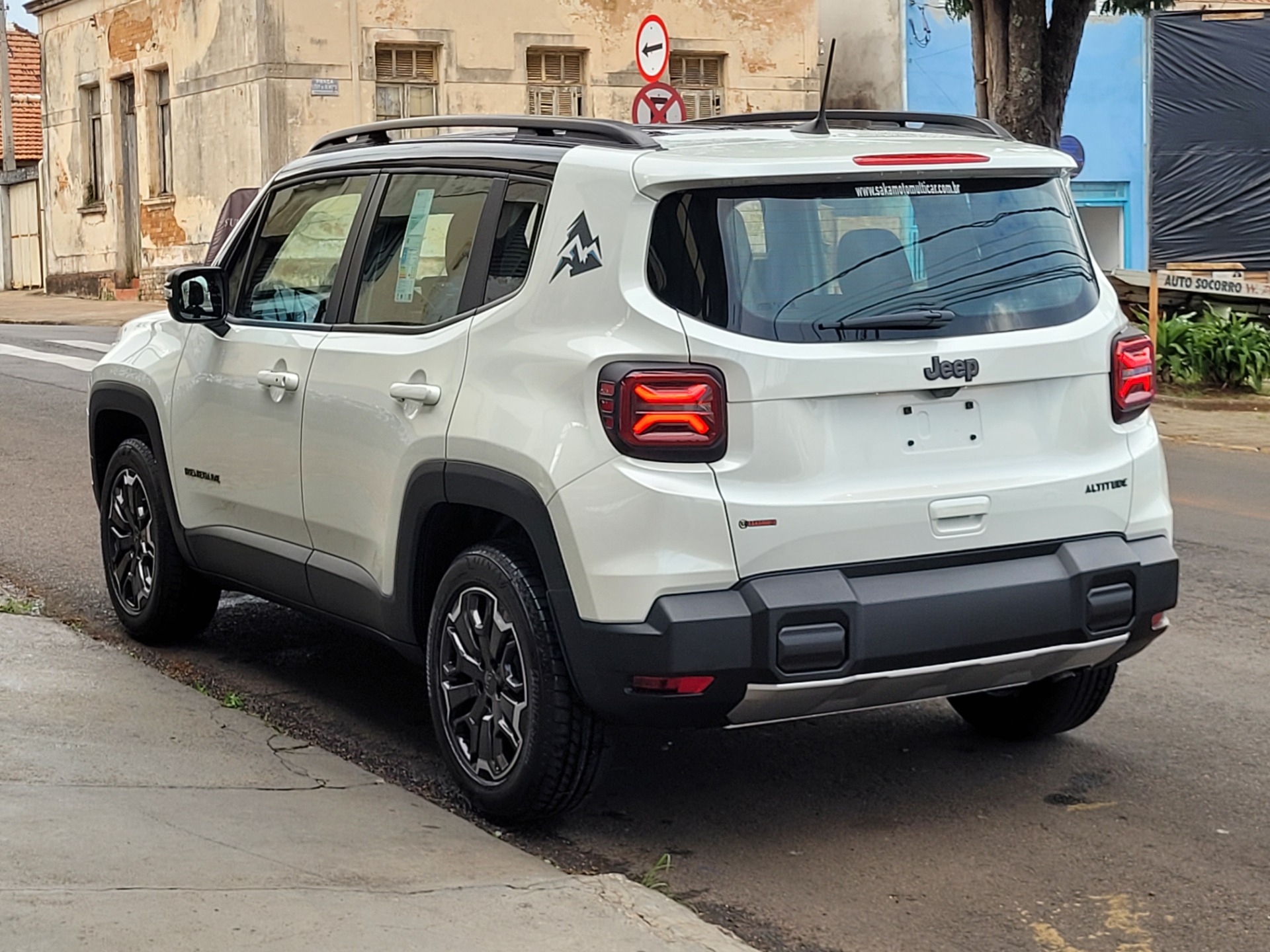 Jeep Renegade Altitude T270 1.3 Tb Flex Aut. - foto 3