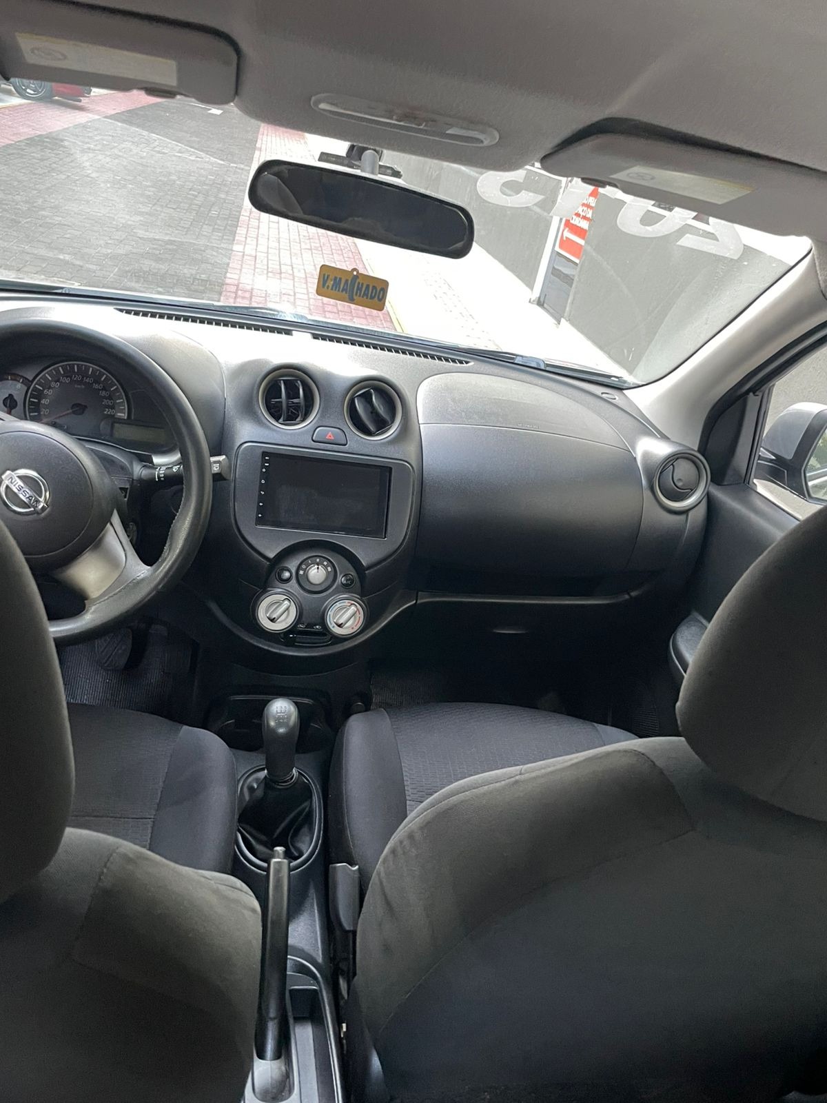 Nissan March Sv 1.6 16V Flex Fuel - foto 3