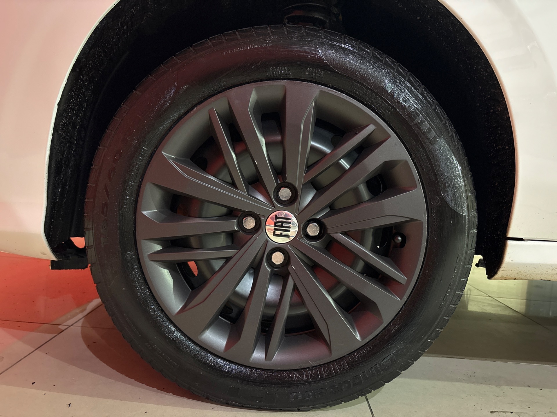 Fiat Cronos Drive 1.3 8V Flex - foto 5