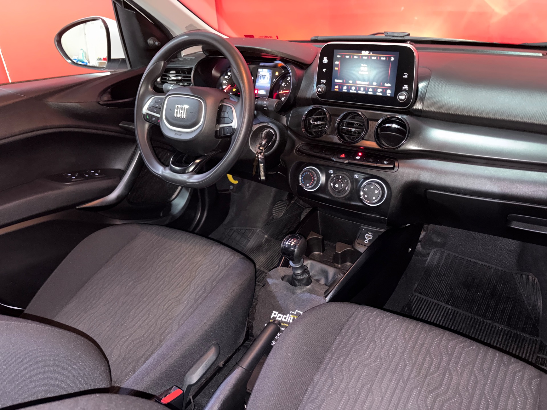 Fiat Cronos Drive 1.3 8V Flex - foto 12
