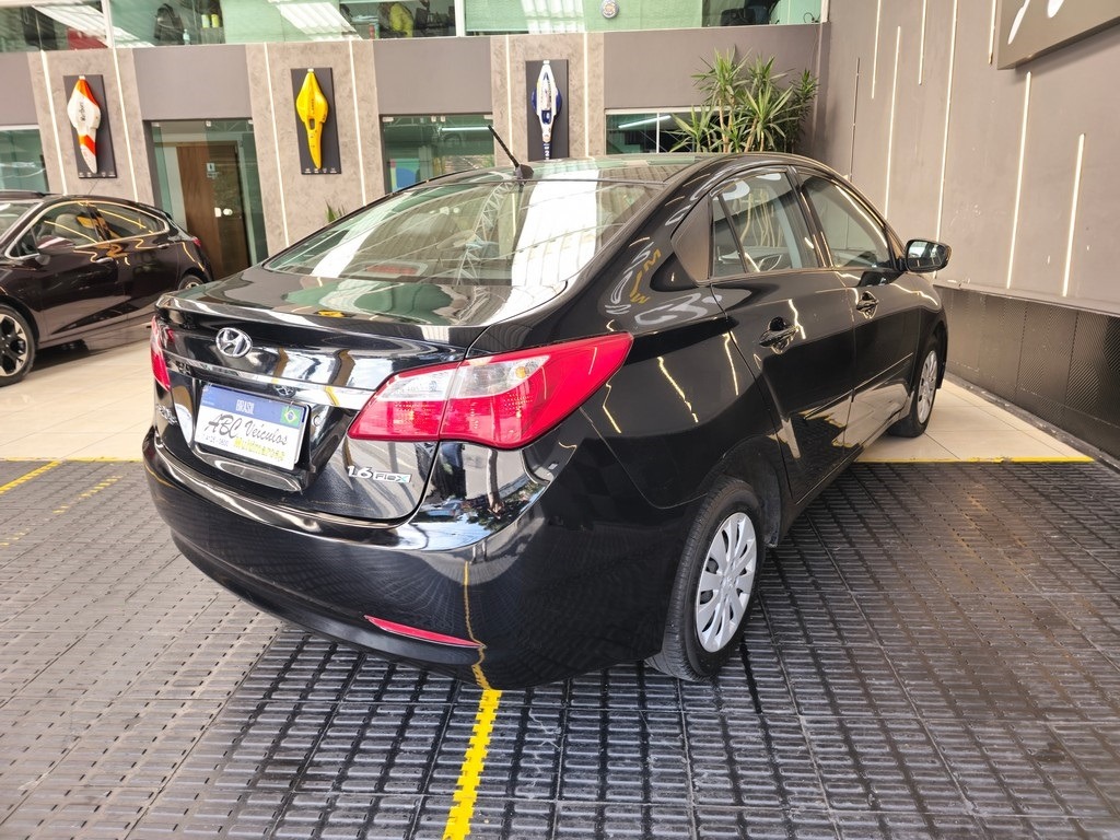 Hyundai HB20S C.plus C.style 1.6 Flex 16V Mec.4p - foto 12