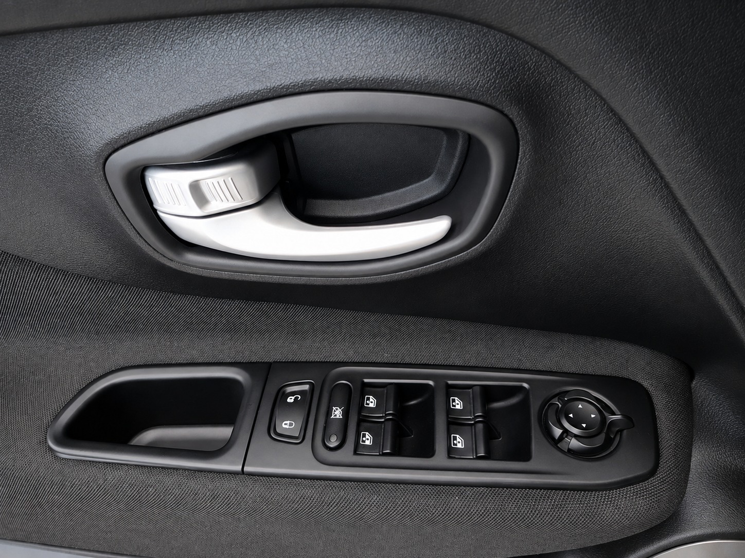 Jeep Renegade T270 1.3 Tb 4X2 Flex Aut. - foto 16