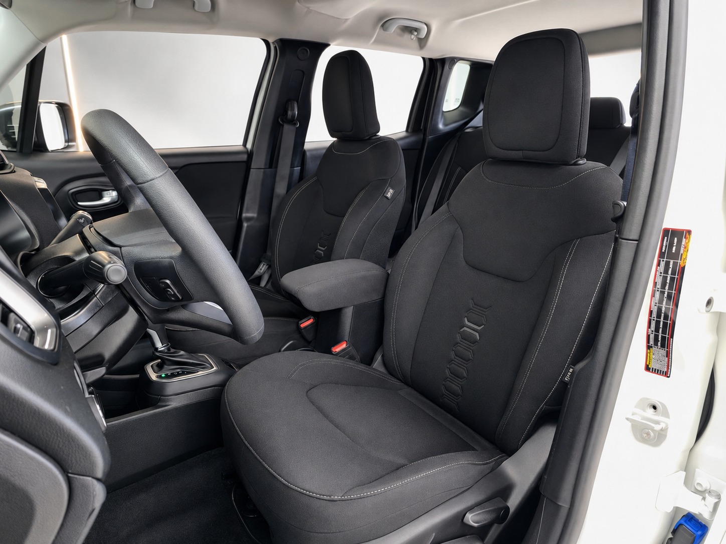Jeep Renegade T270 1.3 Tb 4X2 Flex Aut. - foto 7