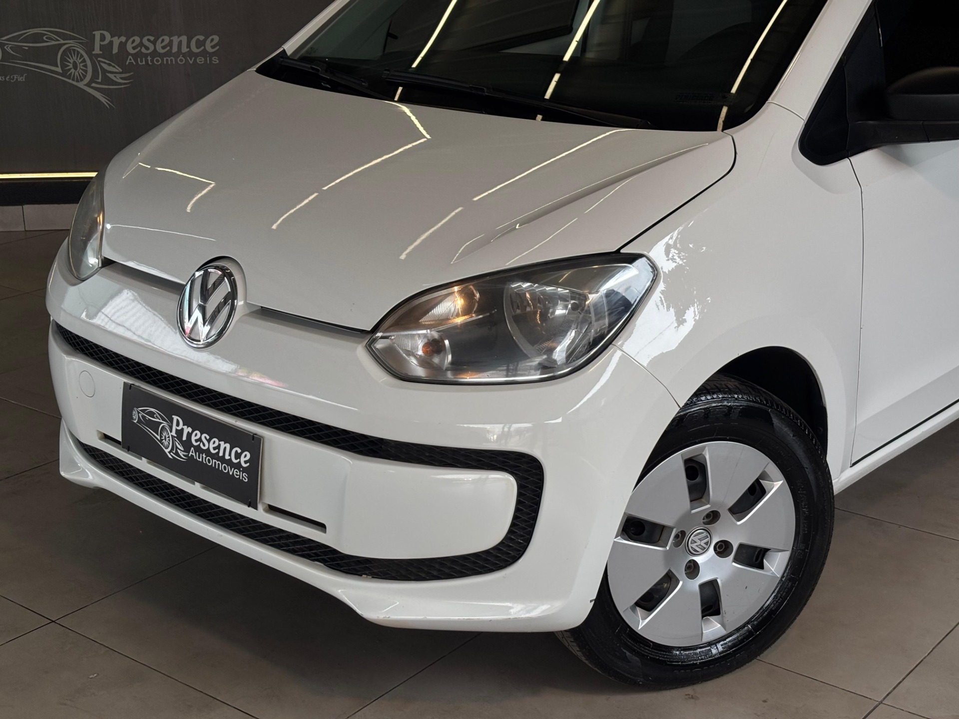 Volkswagen Up! Take 1.0 Total Flex 12V 5P - foto 2