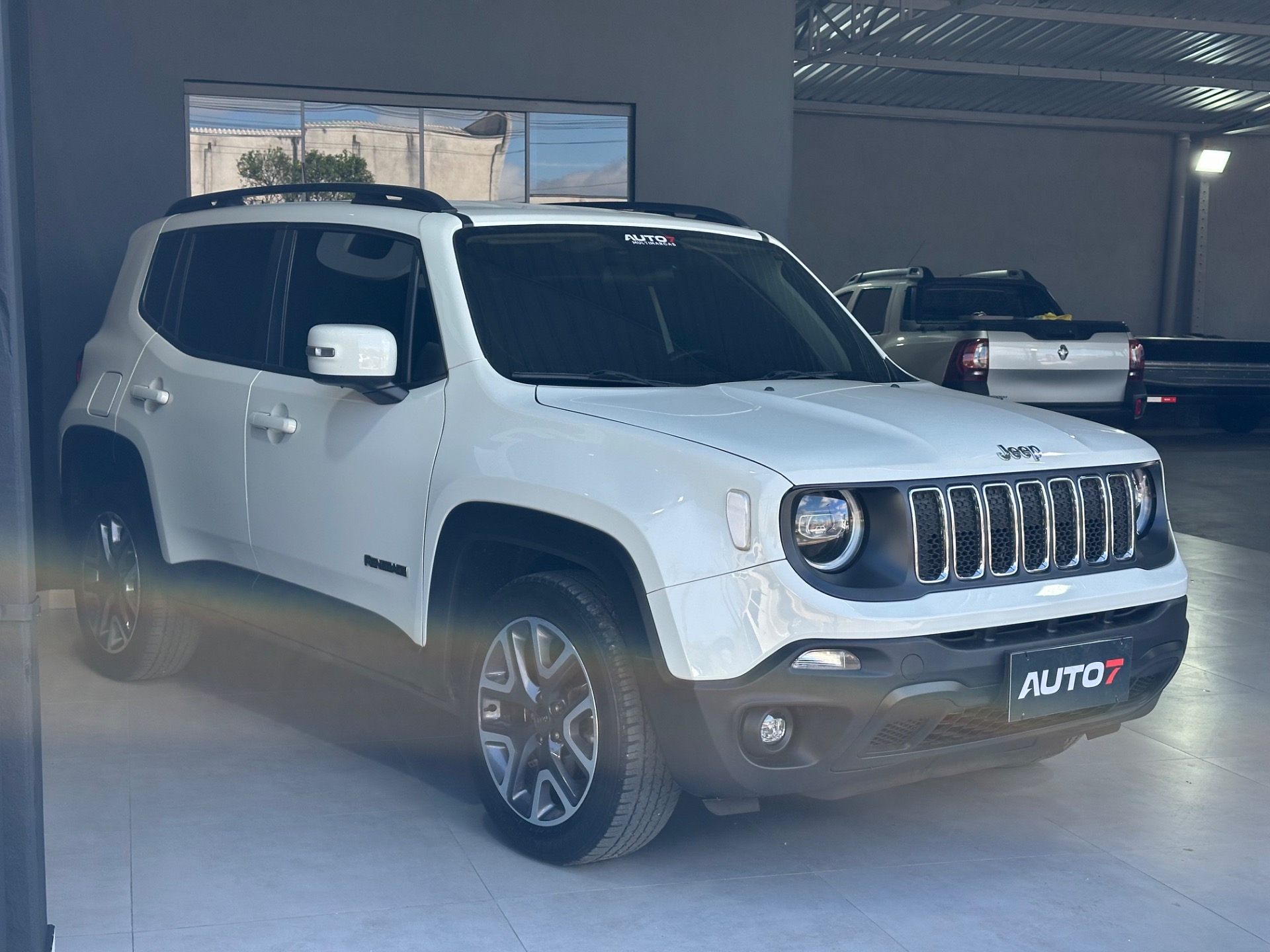 Jeep Renegade Longitude 1.8 4X2 Flex 16V Aut. - foto 7