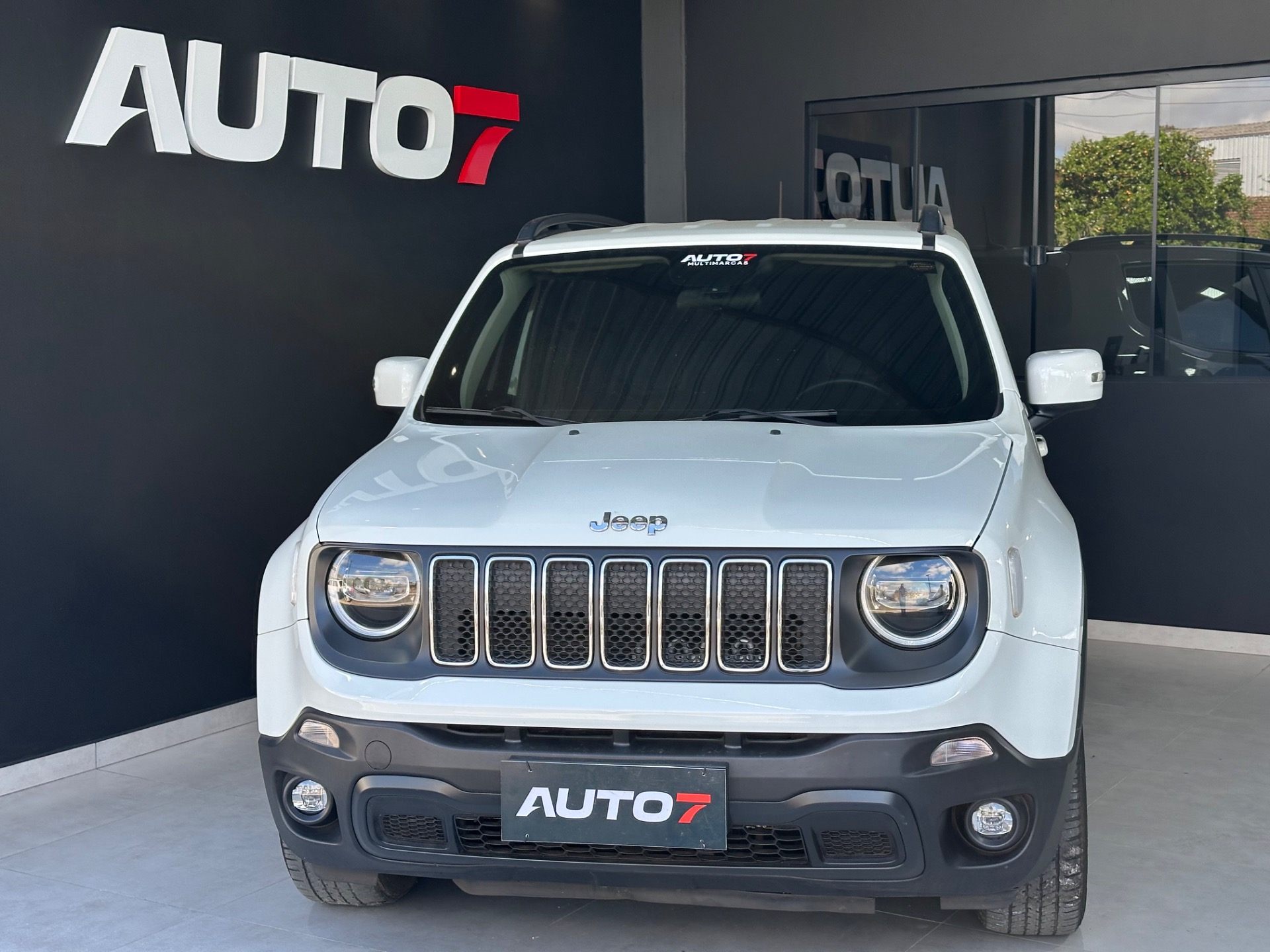 Jeep Renegade Longitude 1.8 4X2 Flex 16V Aut. - foto 3