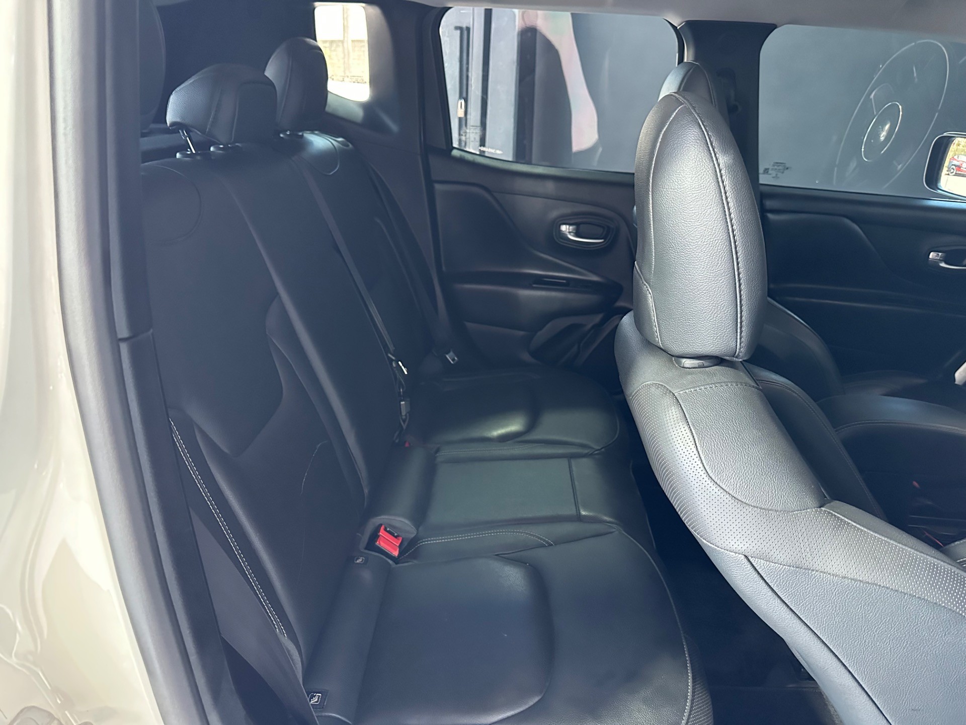 Jeep Renegade Longitude 1.8 4X2 Flex 16V Aut. - foto 13