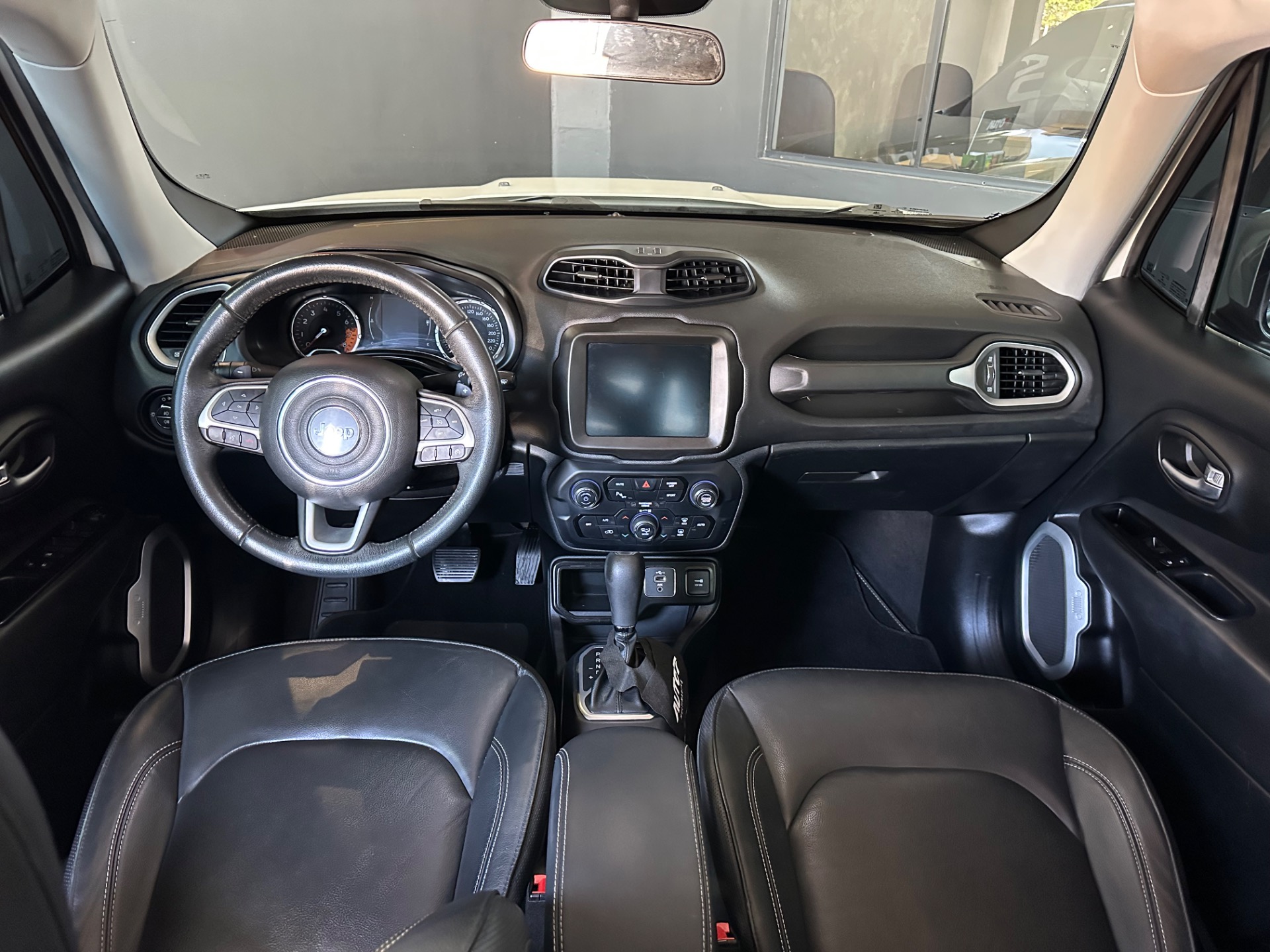 Jeep Renegade Longitude 1.8 4X2 Flex 16V Aut. - foto 10