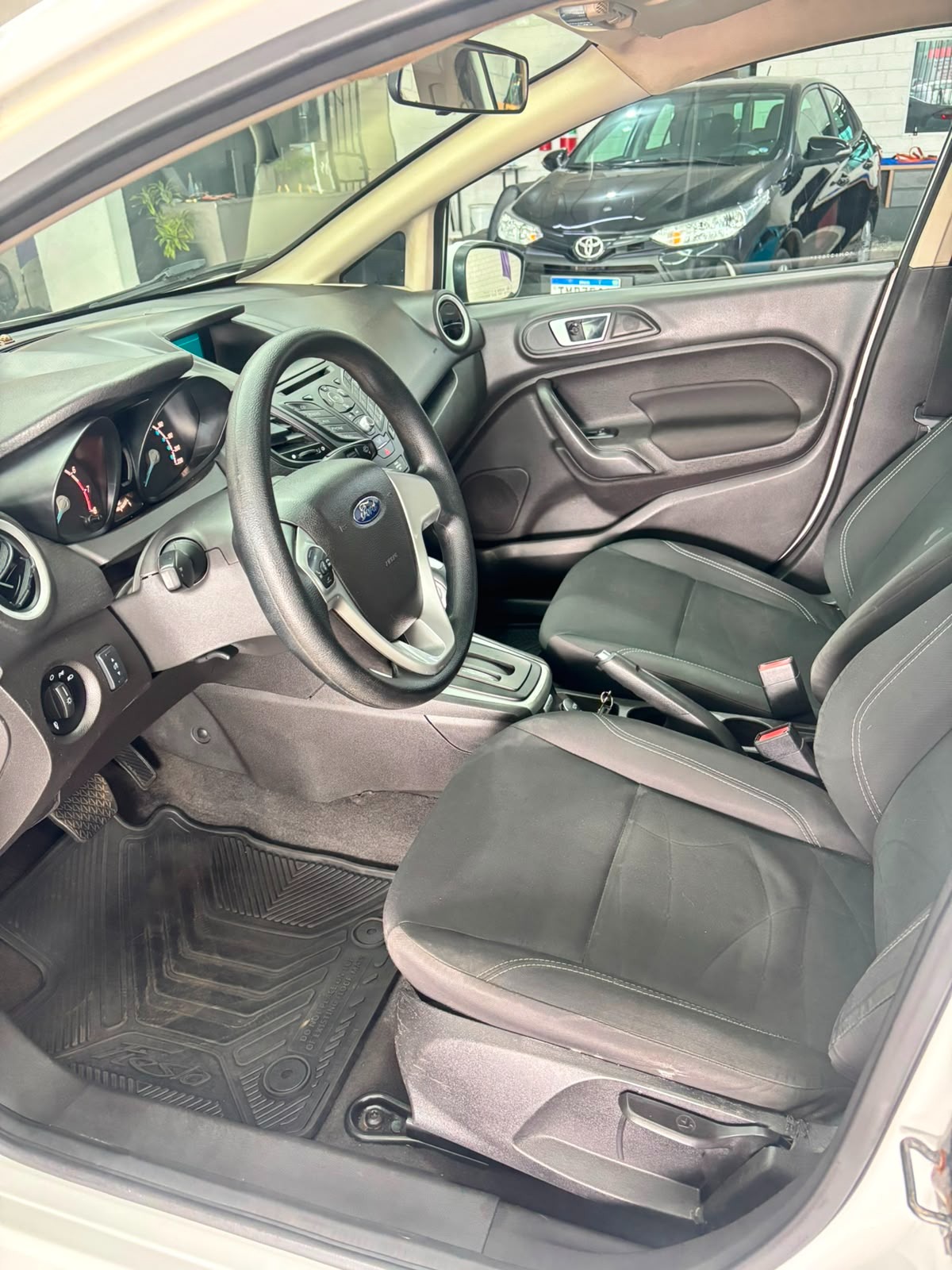 Ford Fiesta Sedan 1.6 16V Flex Aut. - foto 11