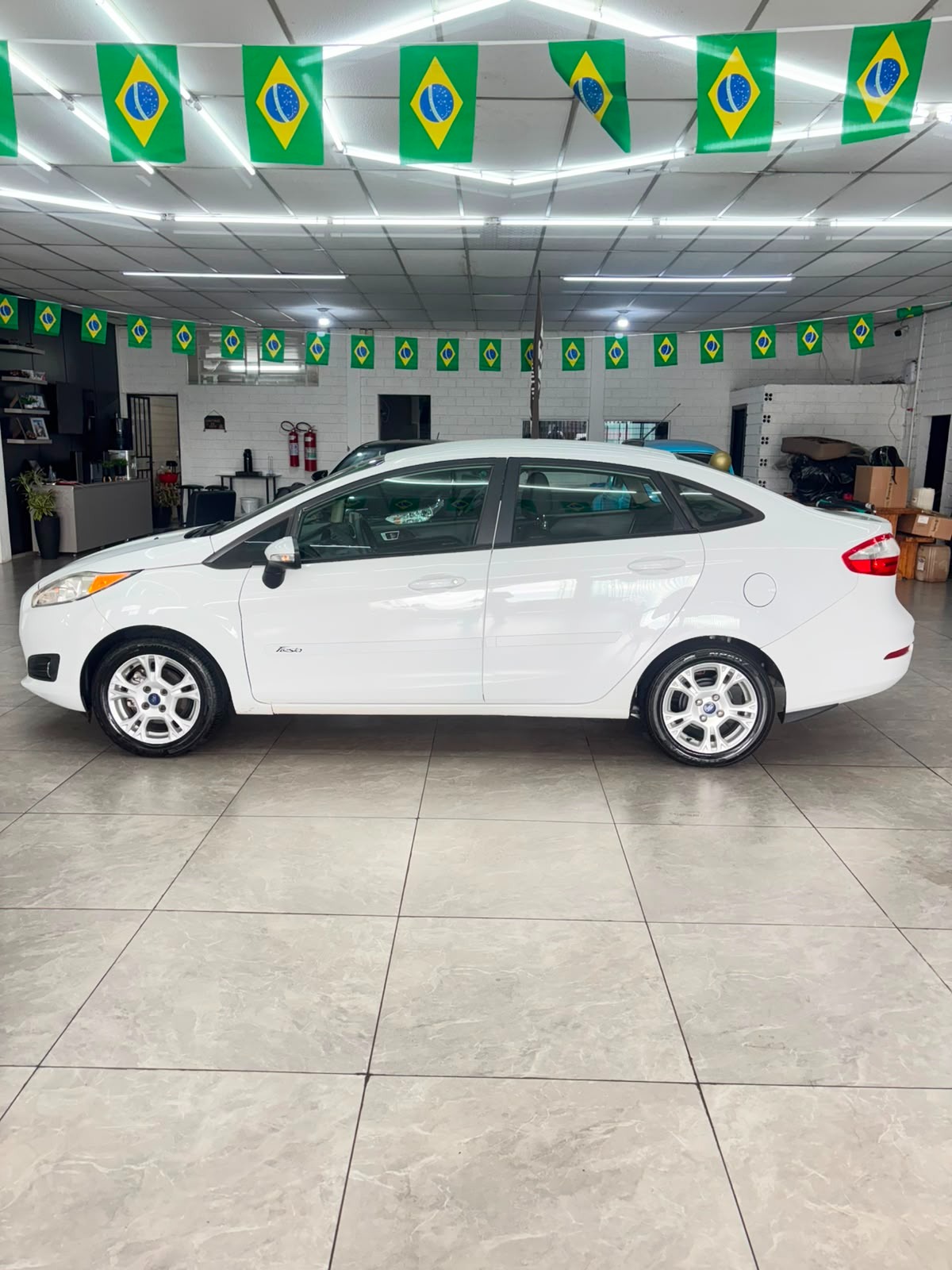 Ford Fiesta Sedan 1.6 16V Flex Aut. - foto 7