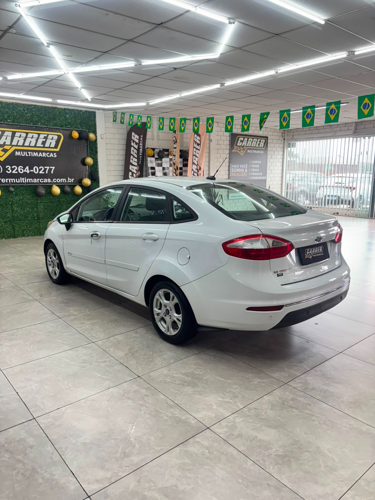 Ford Fiesta Sedan 1.6 16V Flex Aut. - foto 9