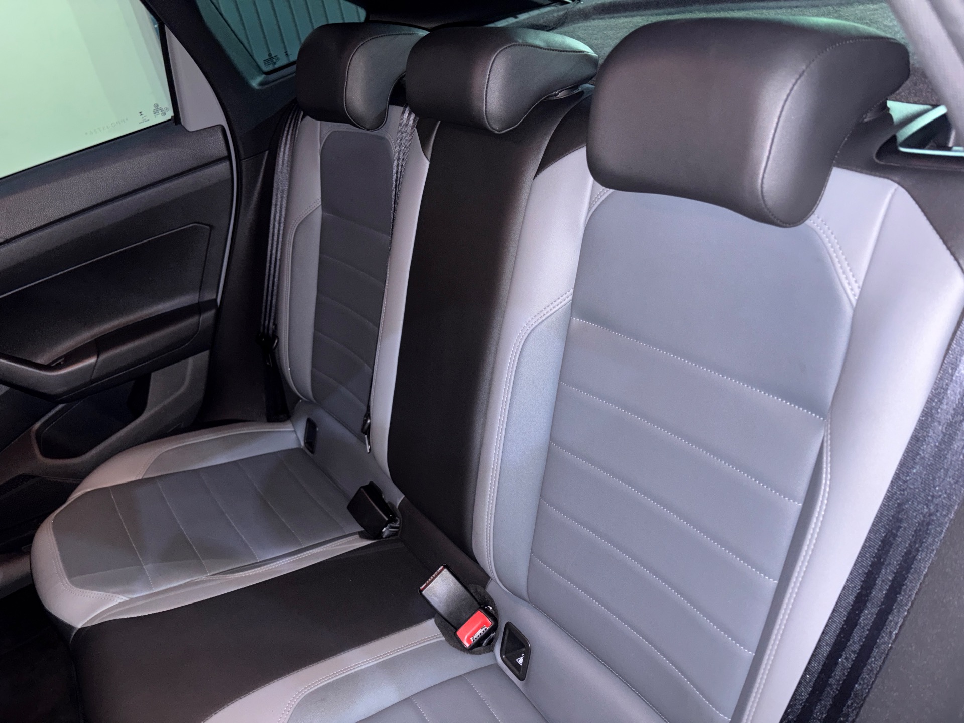 Volkswagen Nivus Highline 1.0 200 TSI Flex Aut. - foto 8