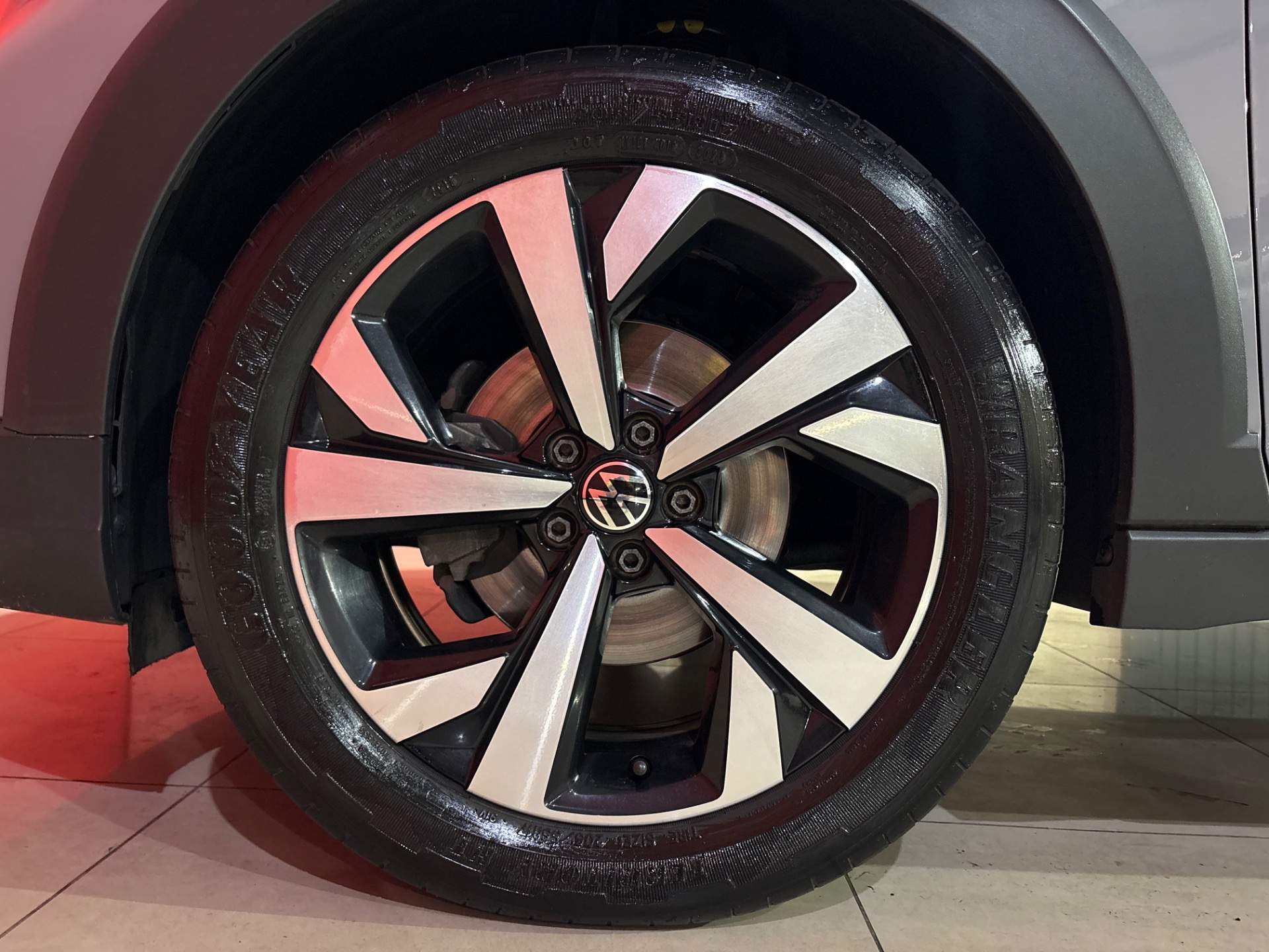 Volkswagen Nivus Highline 1.0 200 TSI Flex Aut. - foto 5
