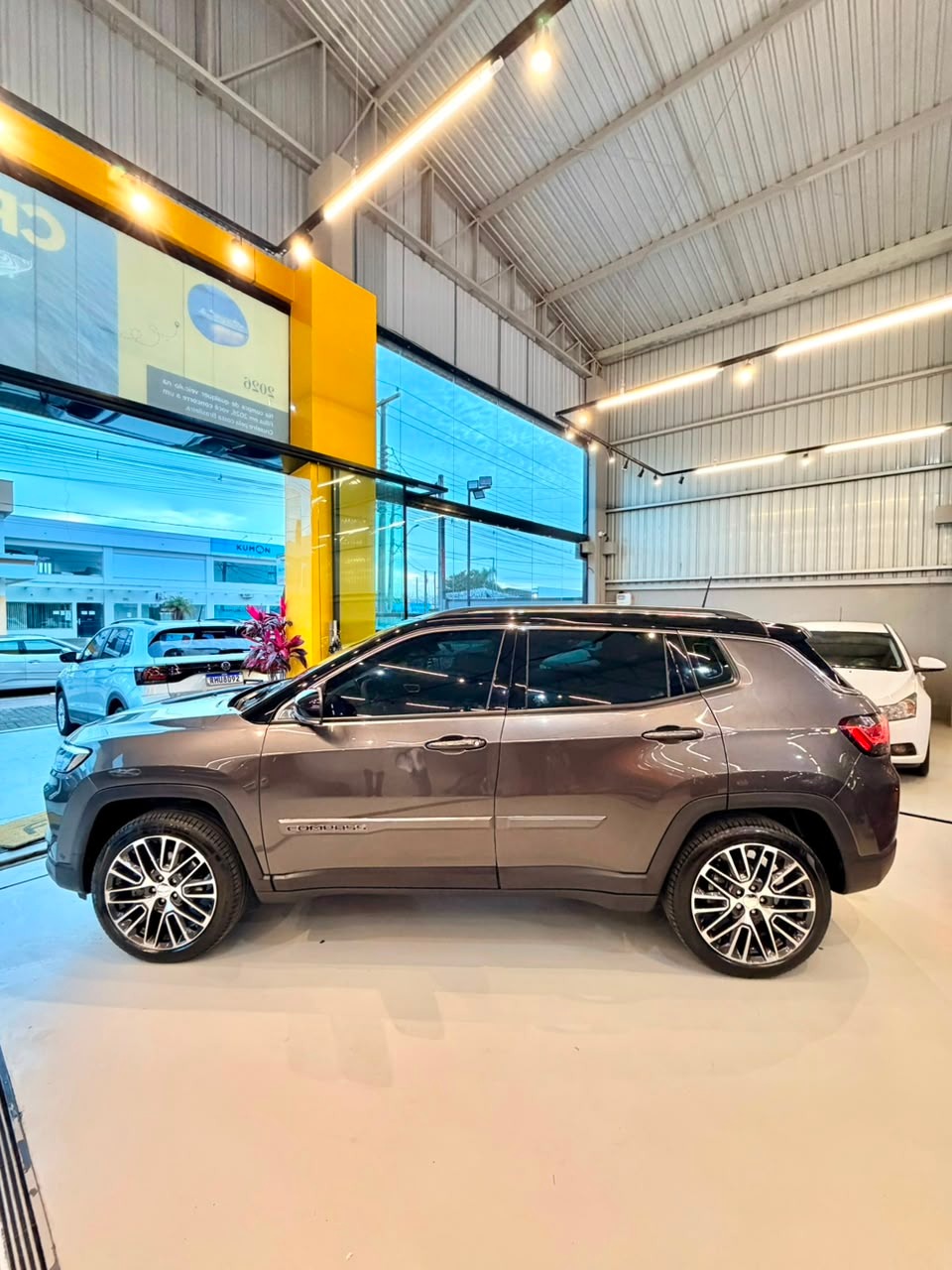 Jeep Compass Limited T270 1.3 Tb 4X2 Flex Automático - foto 9