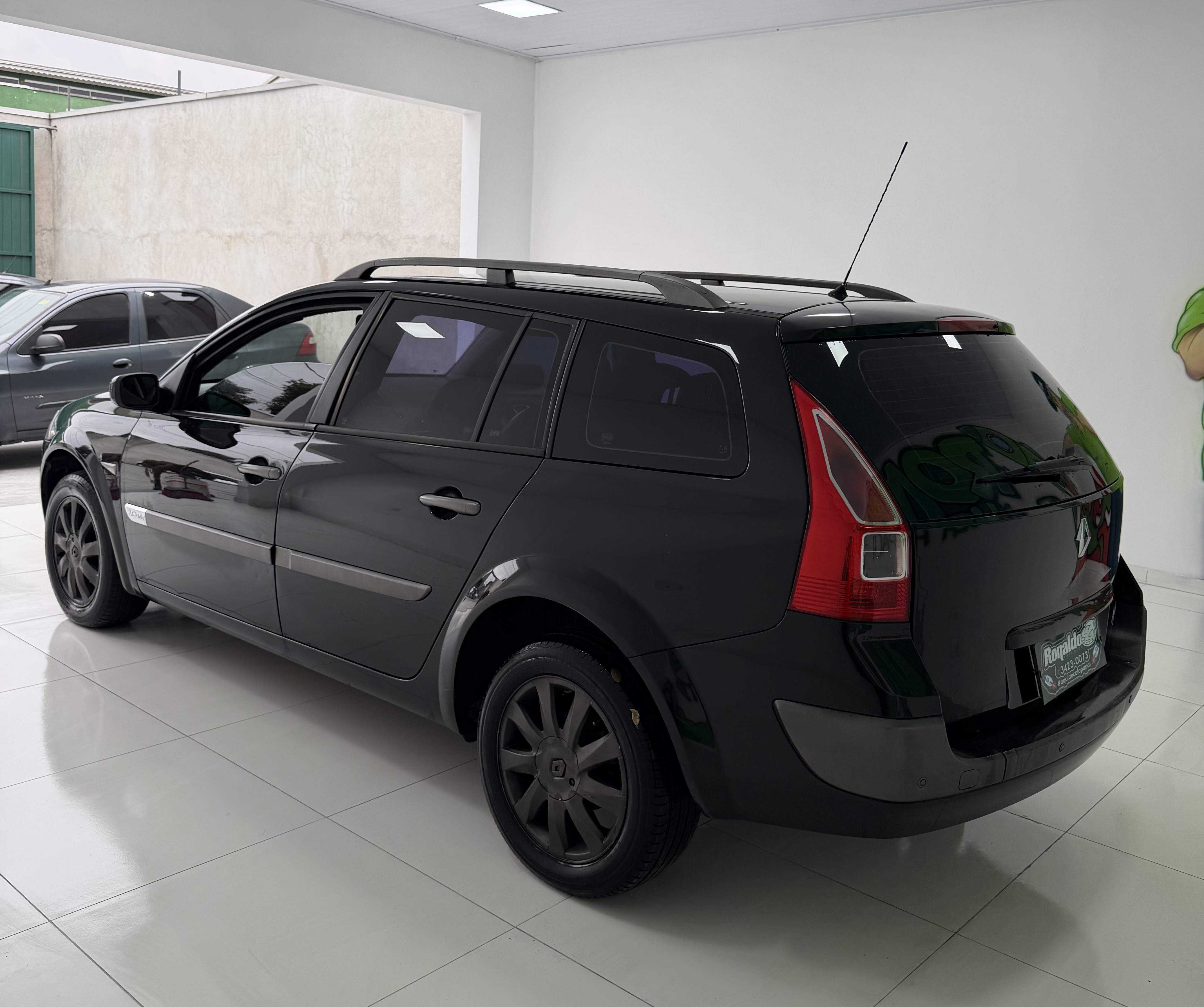 Renault Megane Grand Tour Dynamique 2.0 16V Aut. - foto 12
